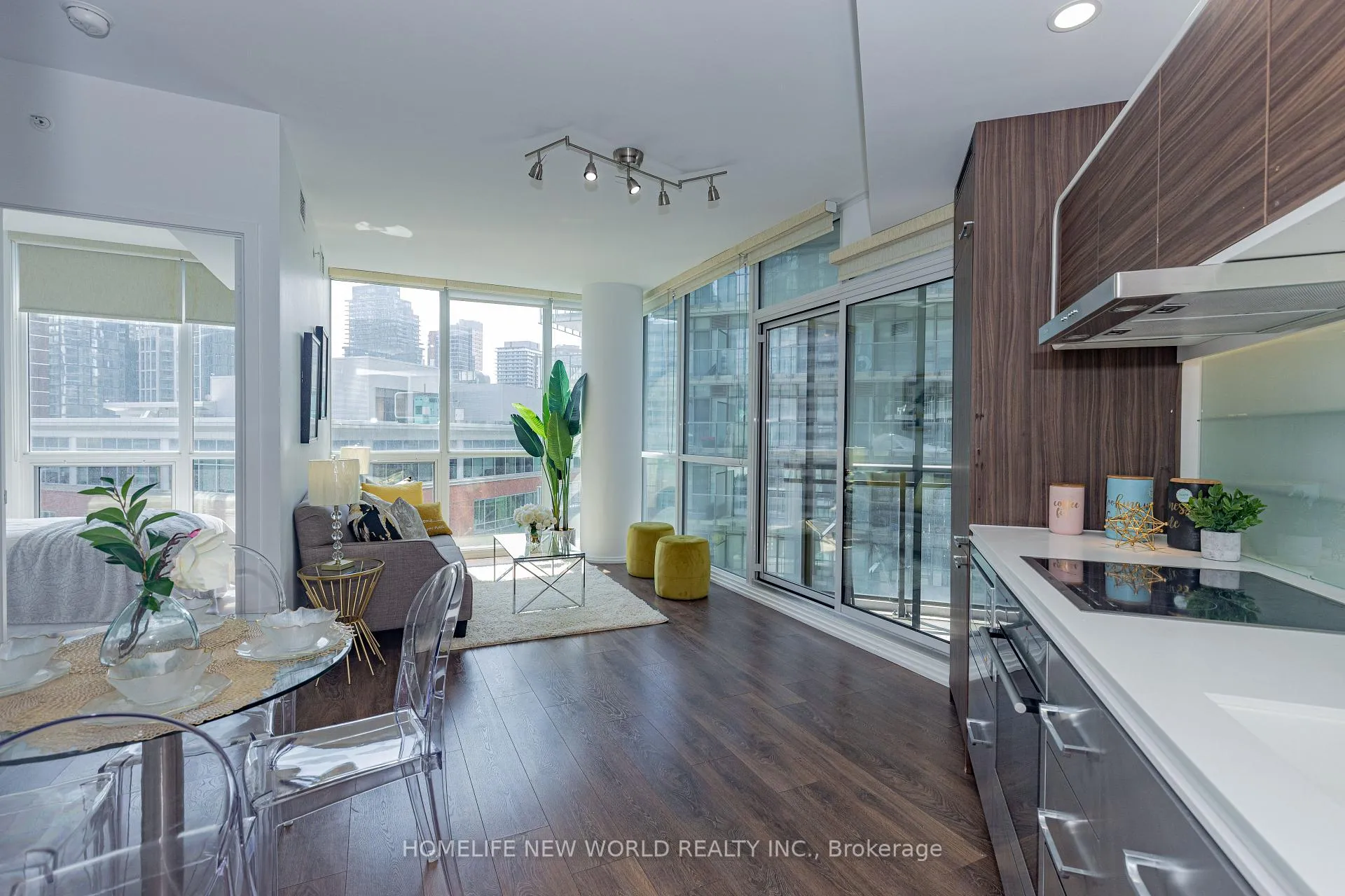 Photo 8 of Unit 1002, 45 Charles Street E, Toronto, Church-Yonge Corridor — HOMEH
