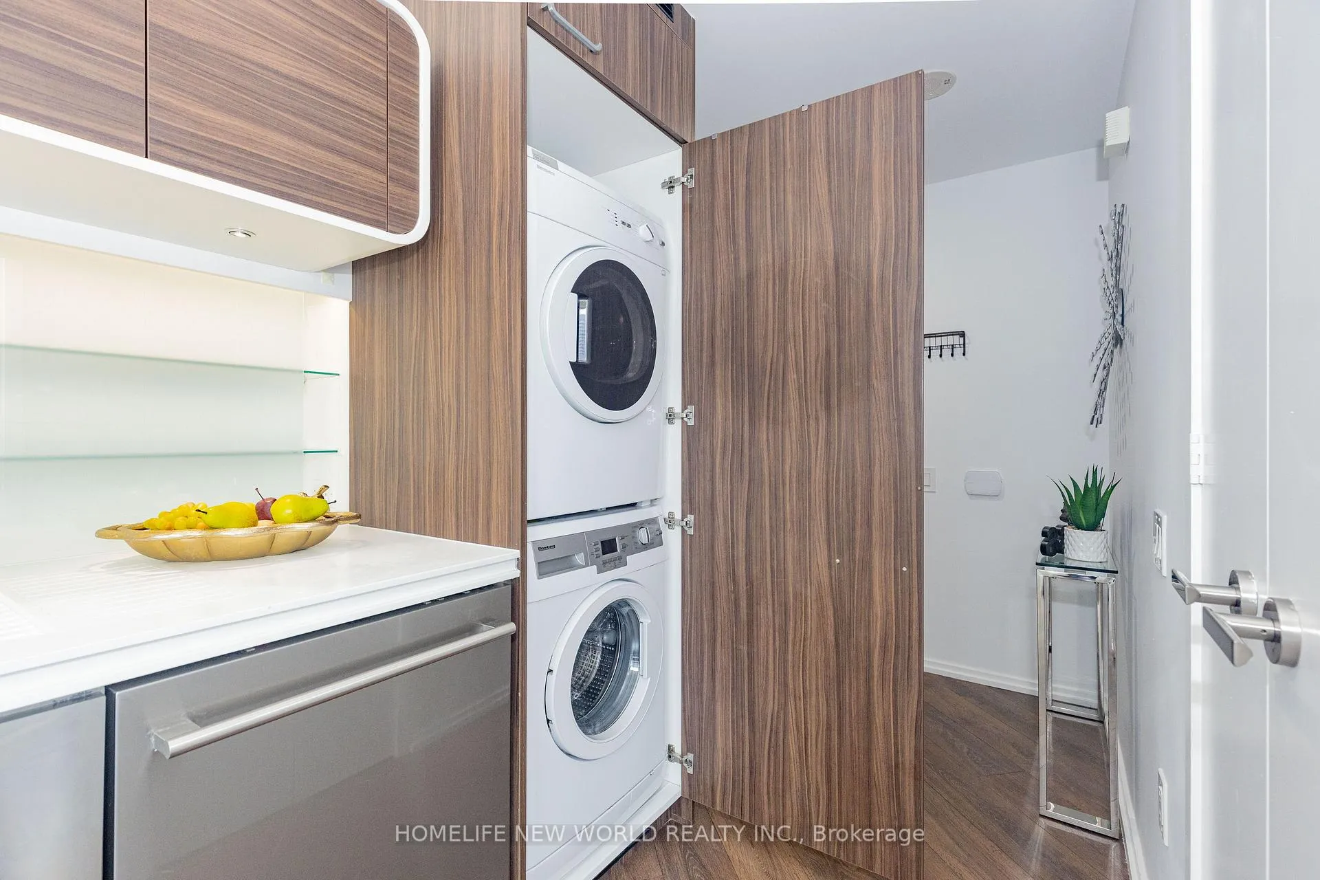 Photo 22 of Unit 1002, 45 Charles Street E, Toronto, Church-Yonge Corridor — HOMEH