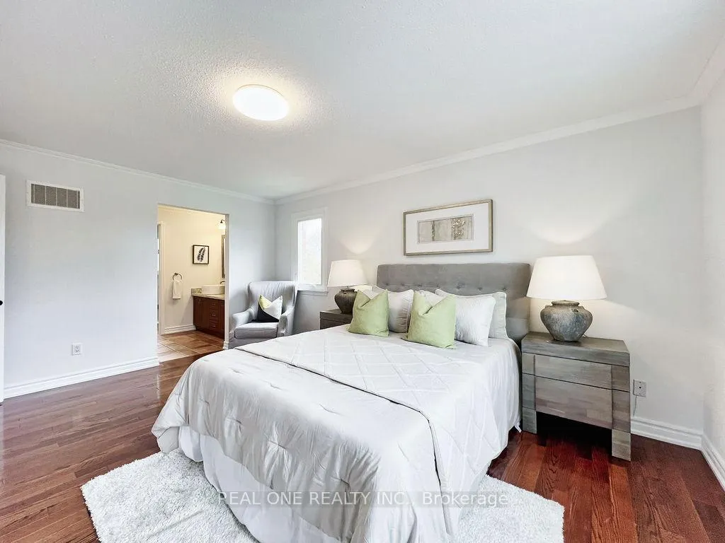 Photo 15 of 38 Mckay Crescent, Markham, Unionville — HOMEH