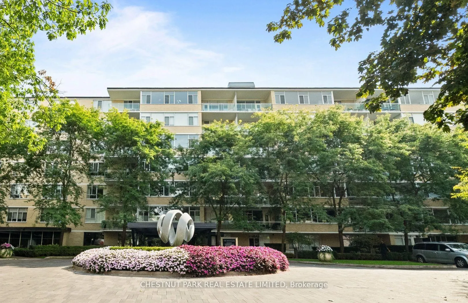 Front of Unit 720, 1 Benvenuto Place