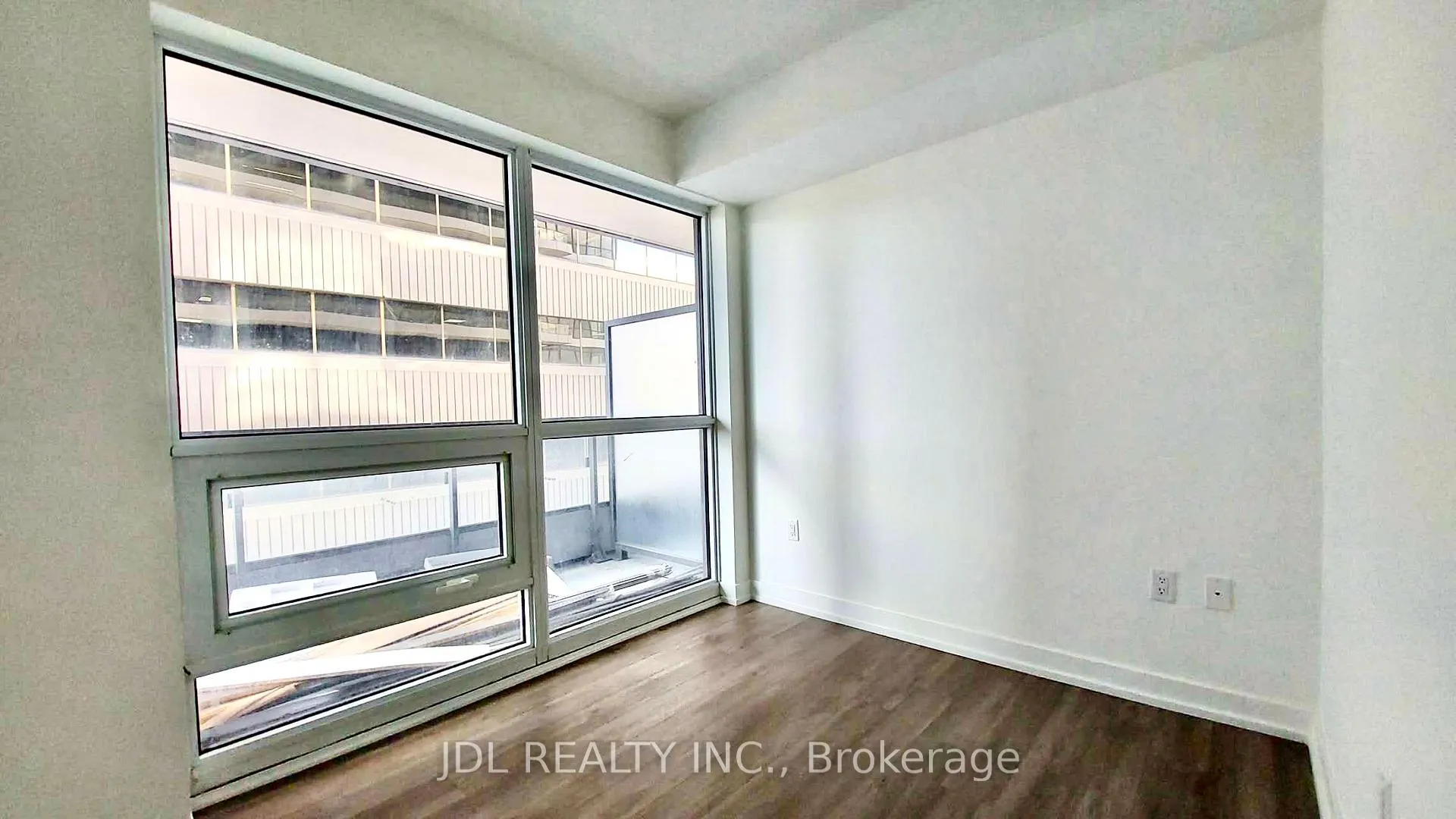 Photo 6 of Unit 1402, 395 Bloor Street E, Toronto, North St. James Town — HOMEH