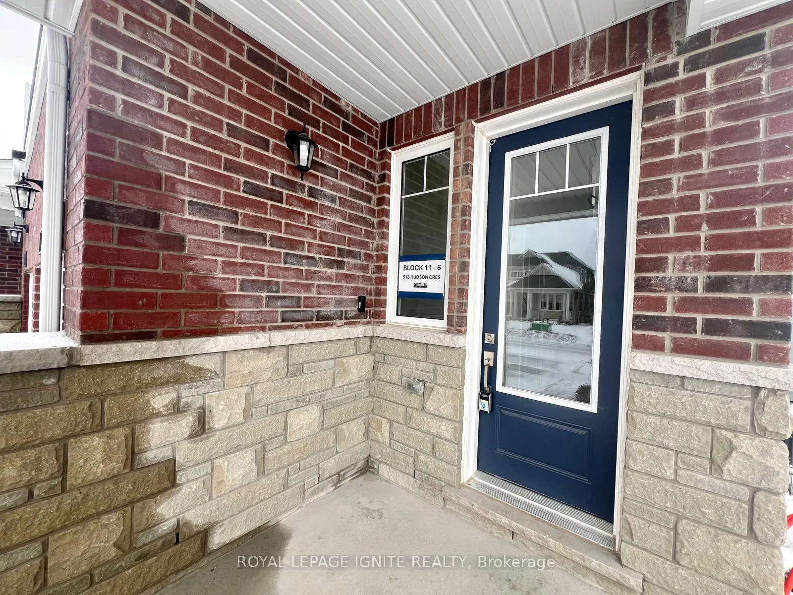 Photo 5 of 518 Hudson Crescent, Midland — HOMEH