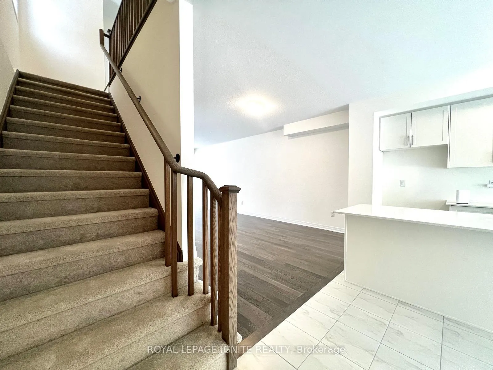 Photo 14 of 518 Hudson Crescent, Midland — HOMEH