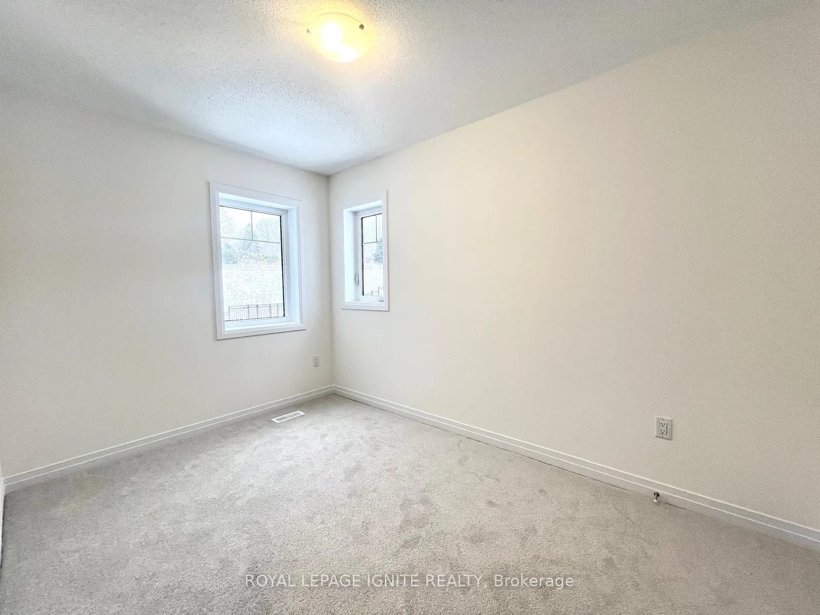 Photo 20 of 518 Hudson Crescent, Midland — HOMEH