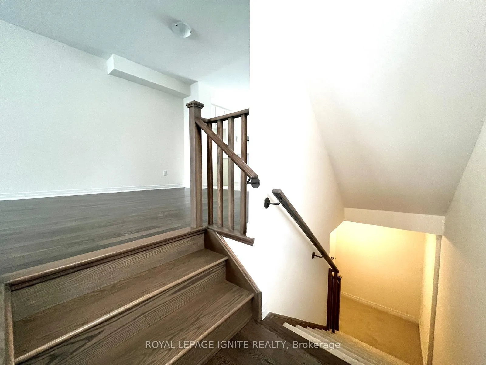 Photo 27 of 518 Hudson Crescent, Midland — HOMEH