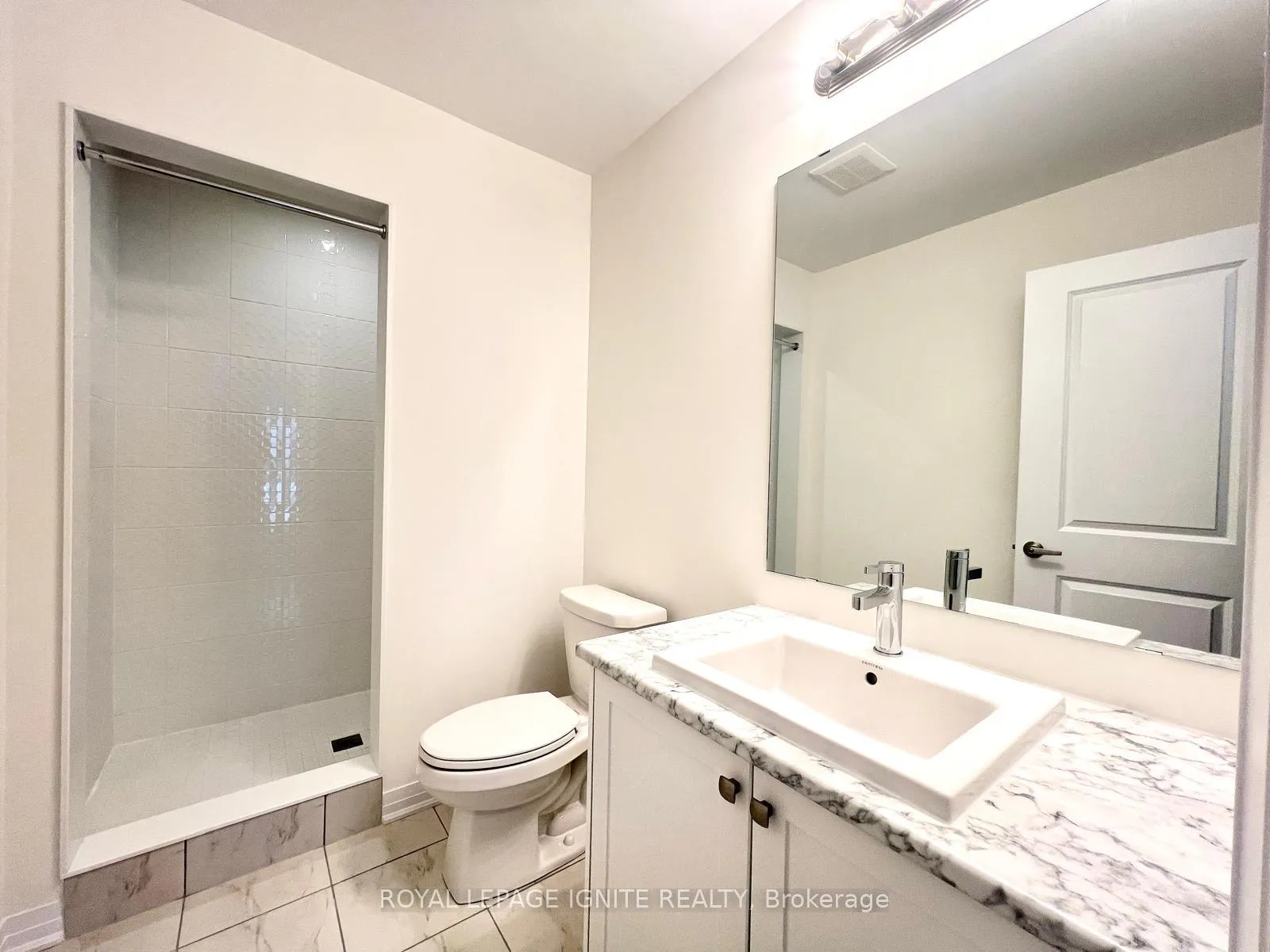 Photo 32 of 518 Hudson Crescent, Midland — HOMEH
