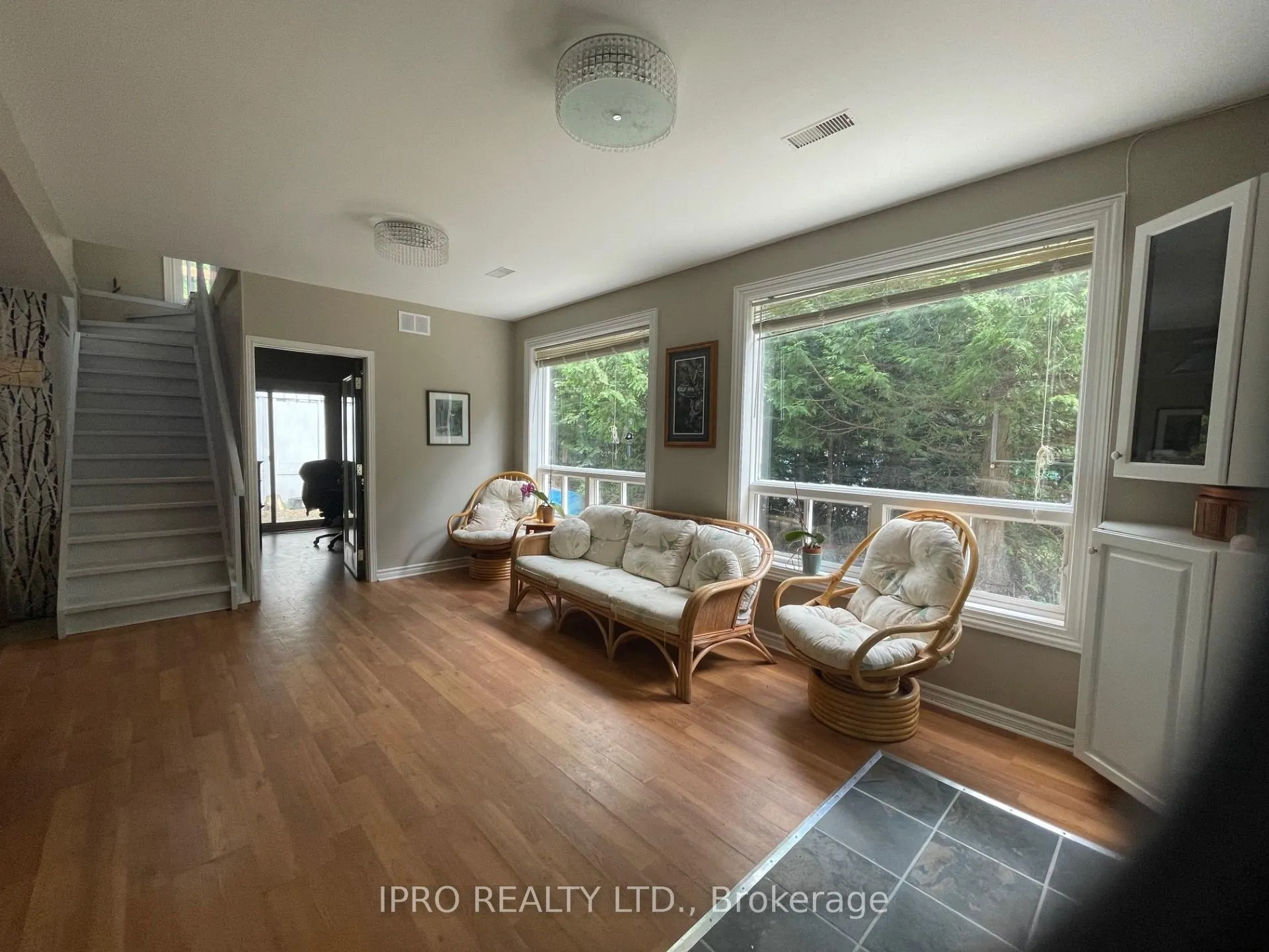 Photo 4 of Unit 30, 897 Caledon E. Garaf Townline Line, Caledon, Rural Caledon — HOMEH