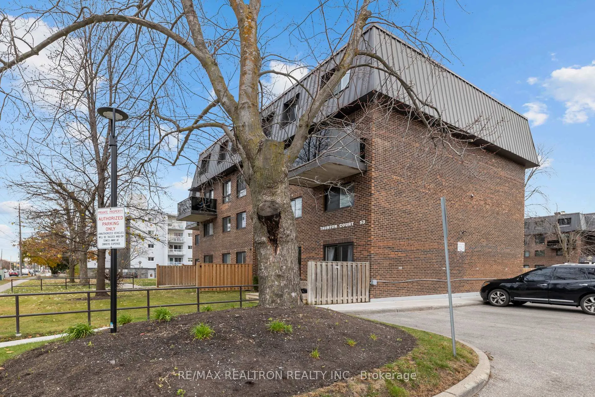 Photo 21 of Unit 70, 53 Taunton Road E, Oshawa, Centennial — HOMEH