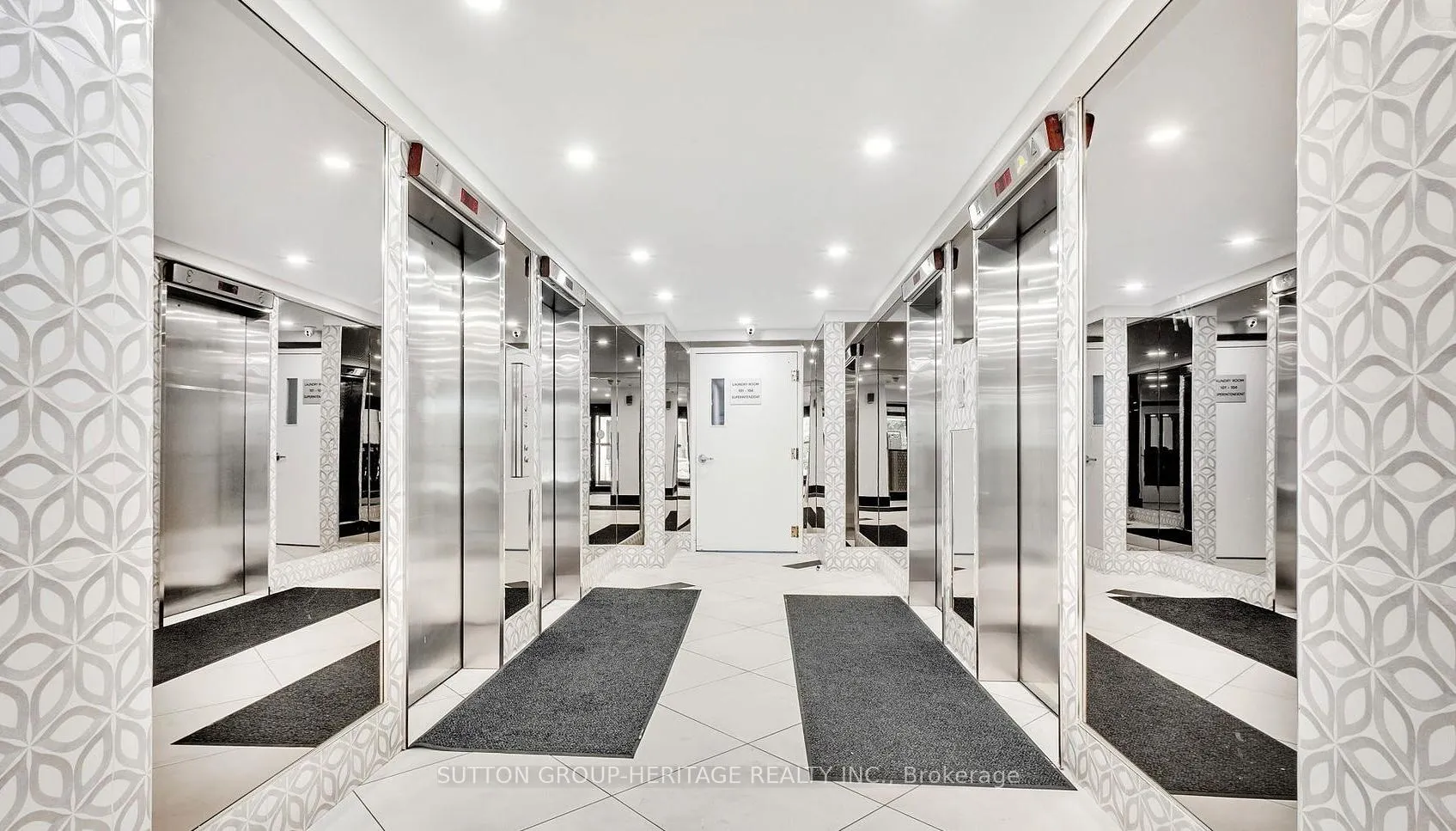 Photo 3 of Unit 1008, 5 Vicora Linkway Way, Toronto, Flemingdon Park — HOMEH