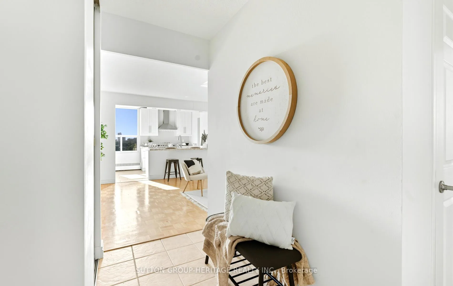 Photo 5 of Unit 1008, 5 Vicora Linkway Way, Toronto, Flemingdon Park — HOMEH