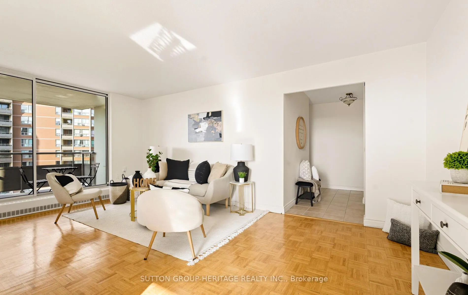 Photo 8 of Unit 1008, 5 Vicora Linkway Way, Toronto, Flemingdon Park — HOMEH
