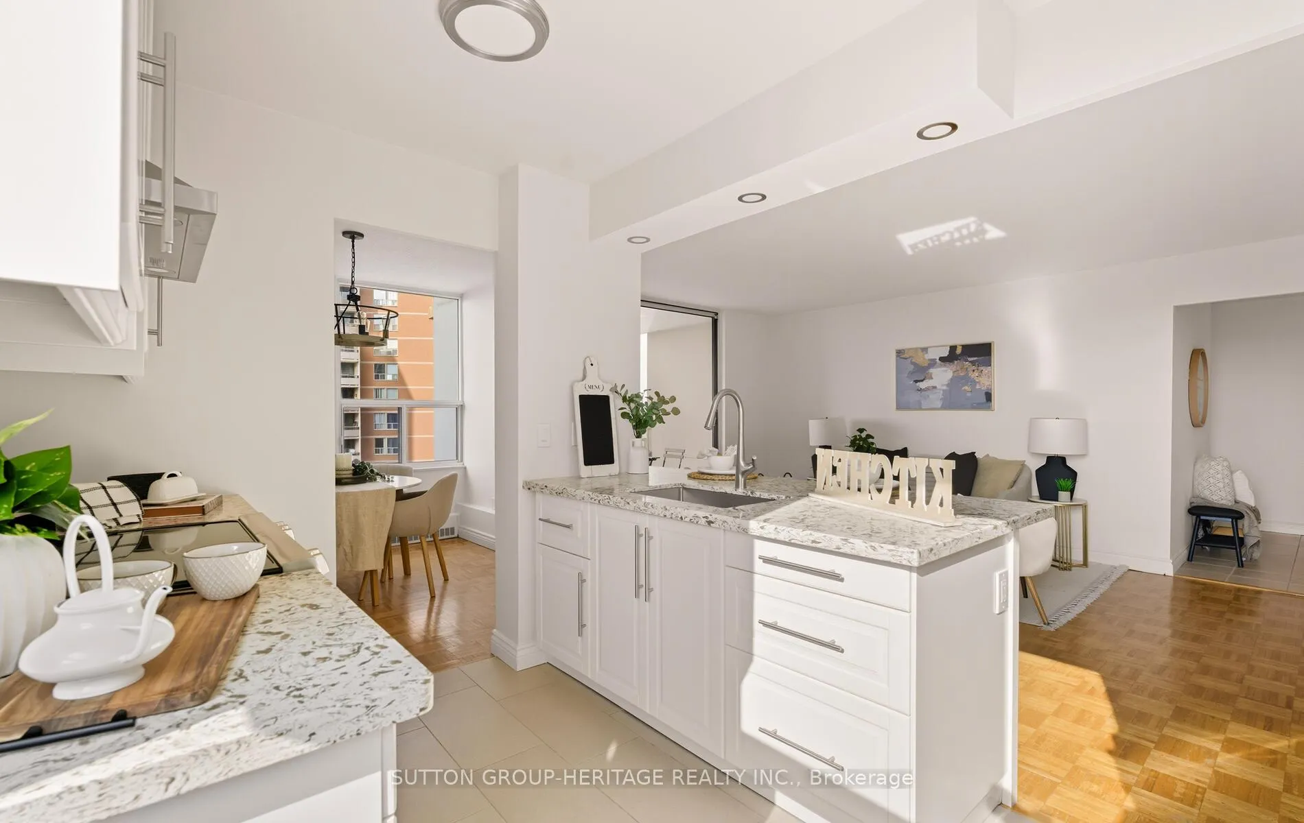Photo 15 of Unit 1008, 5 Vicora Linkway Way, Toronto, Flemingdon Park — HOMEH