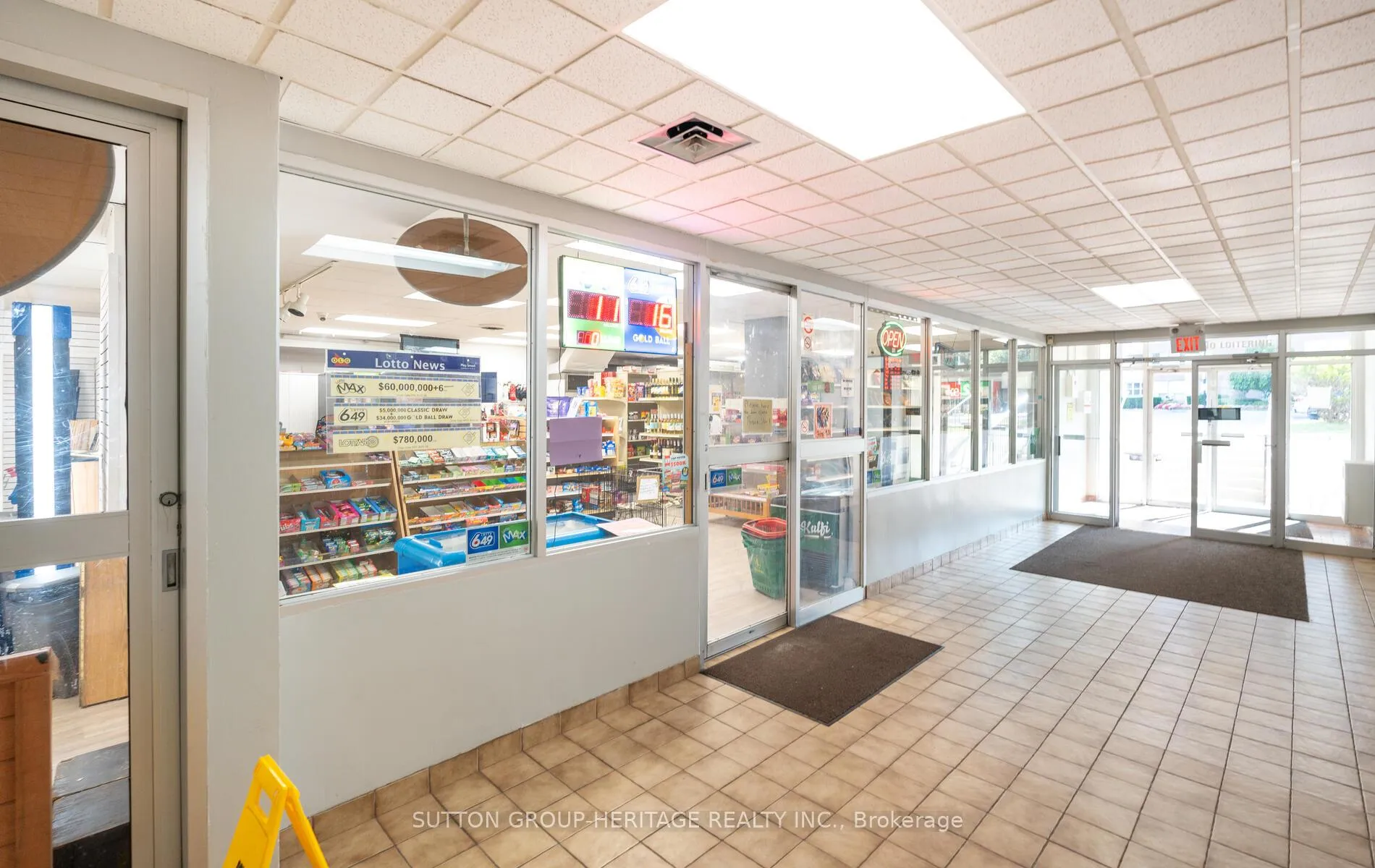 Photo 32 of Unit 1008, 5 Vicora Linkway Way, Toronto, Flemingdon Park — HOMEH