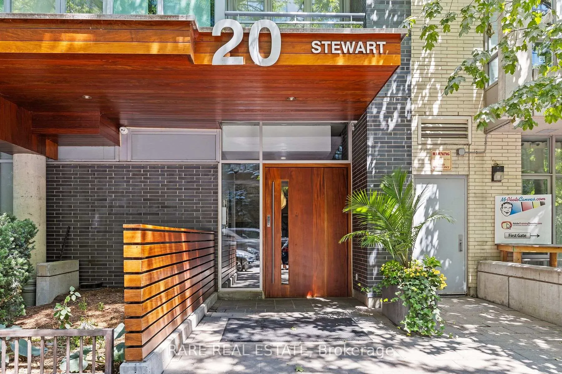 Front of Unit 706, 20 Stewart Street