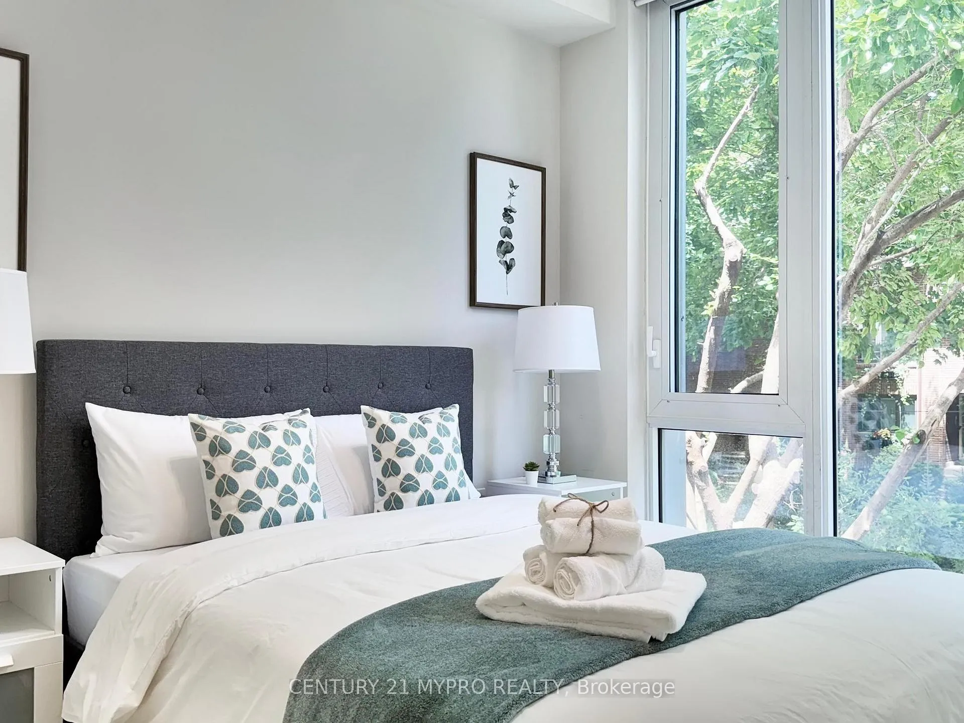 Photo 26 of 31A Dundonald Street, Toronto, Church-Yonge Corridor — HOMEH