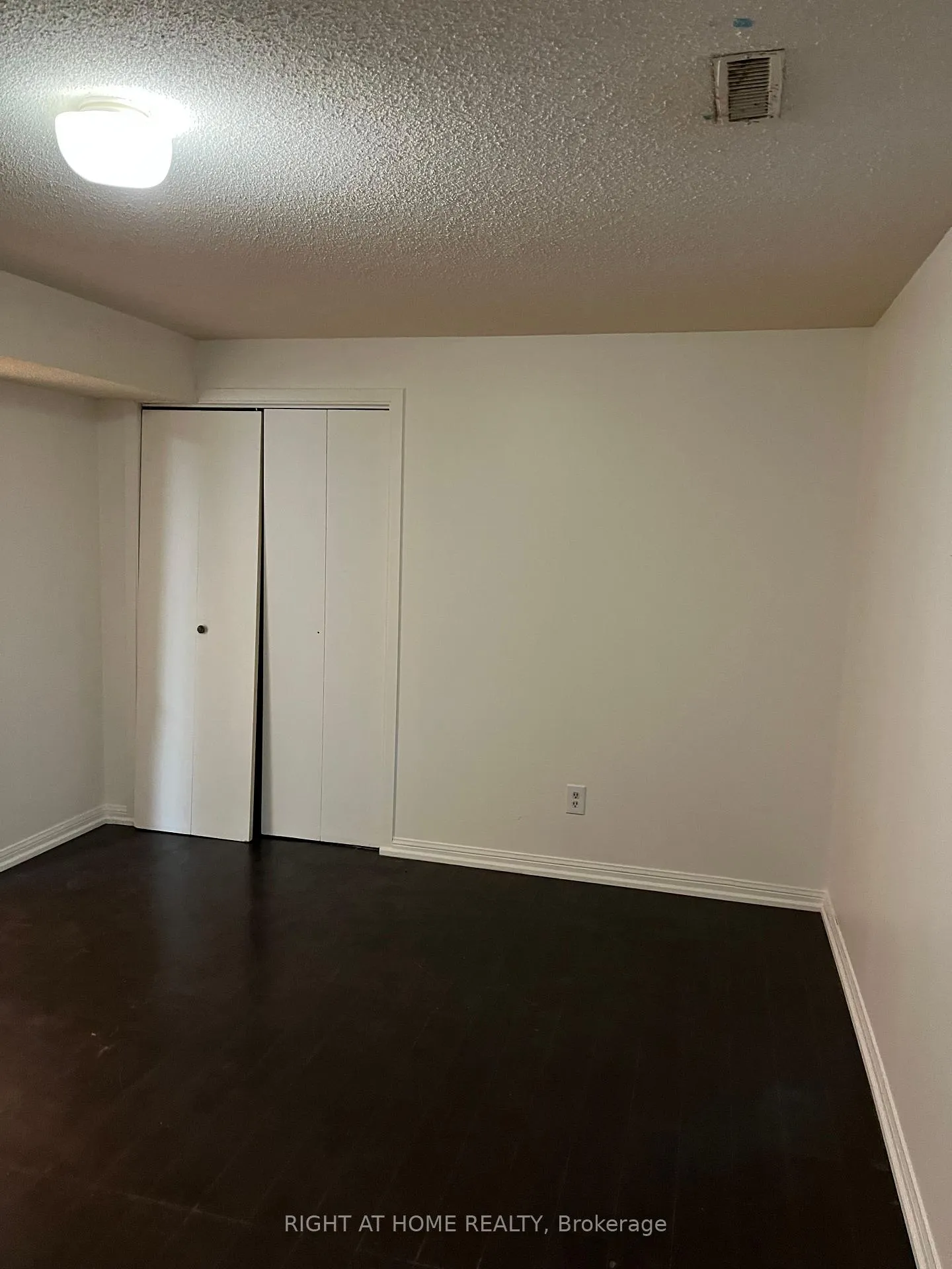 Photo 6 of Unit Lower Level Bsment, 26 Panorama Crescent, Brampton, Northgate — HOMEH