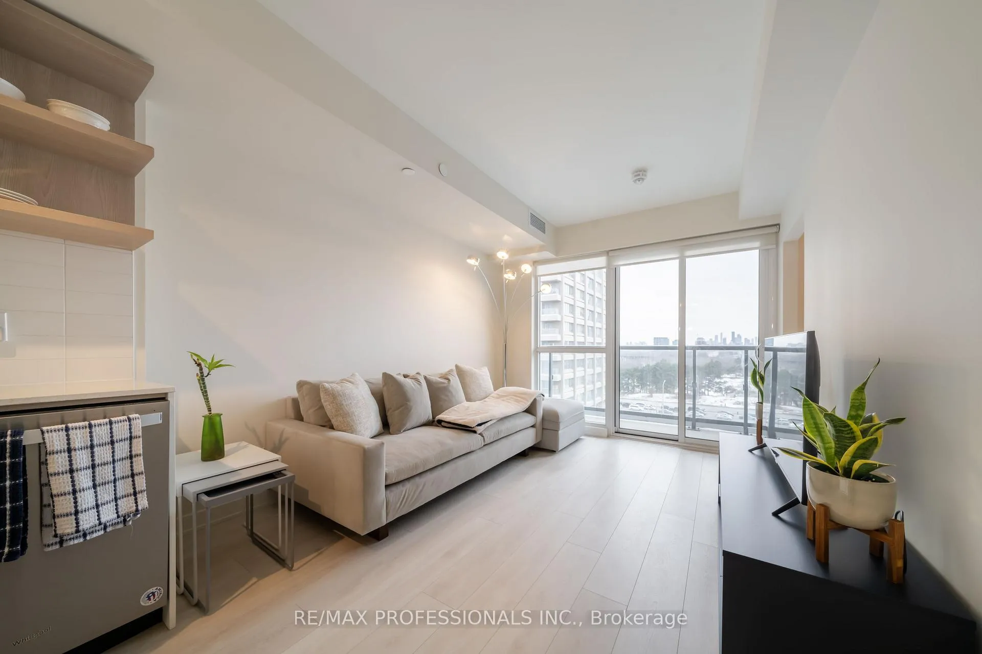 Photo 13 of Unit 801, 6 Sonic Way, Toronto, Flemingdon Park — HOMEH