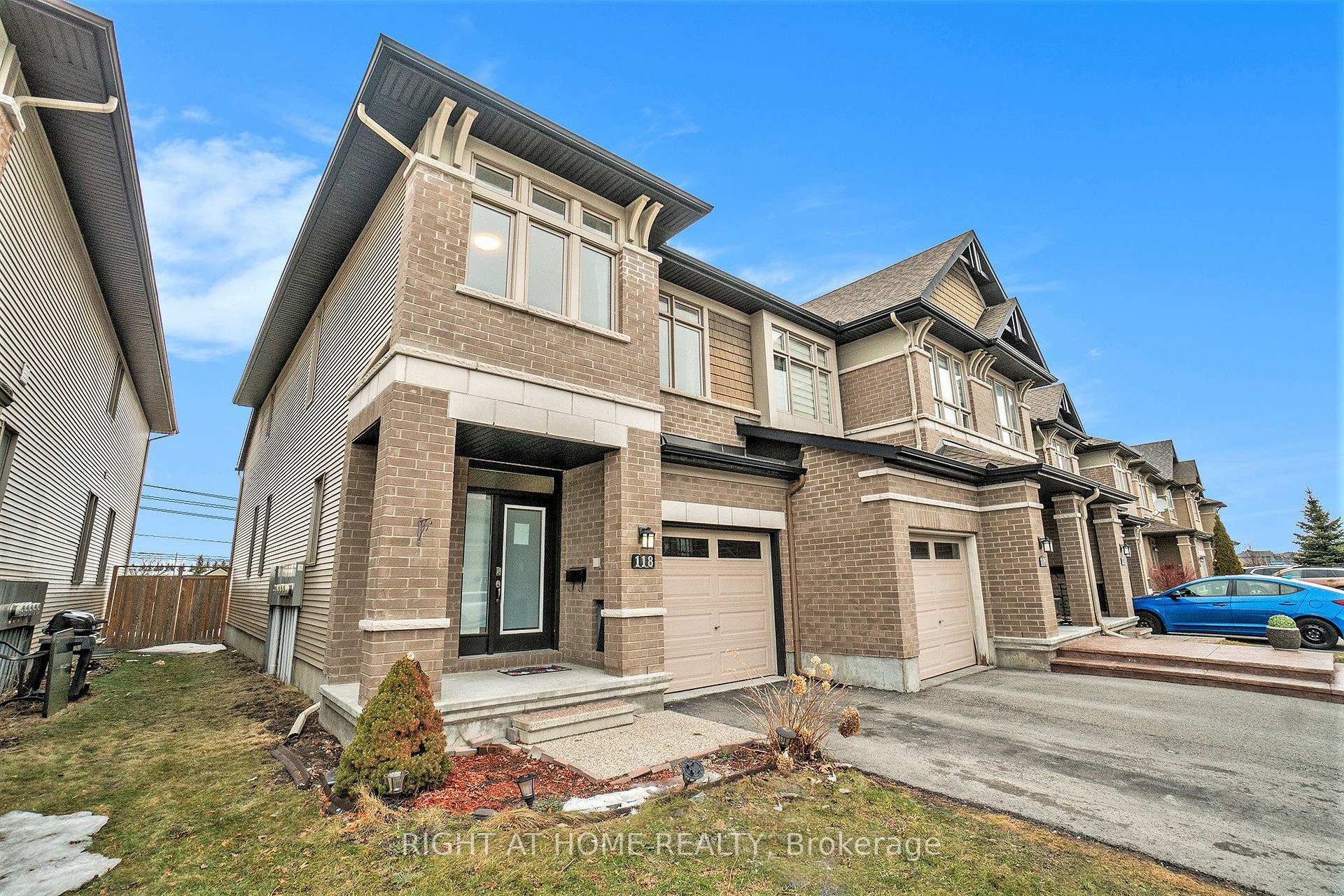 Photo 3 of 118 Mattingly Way, Ottawa, Riverside South/Gloucester Glen — HOMEH