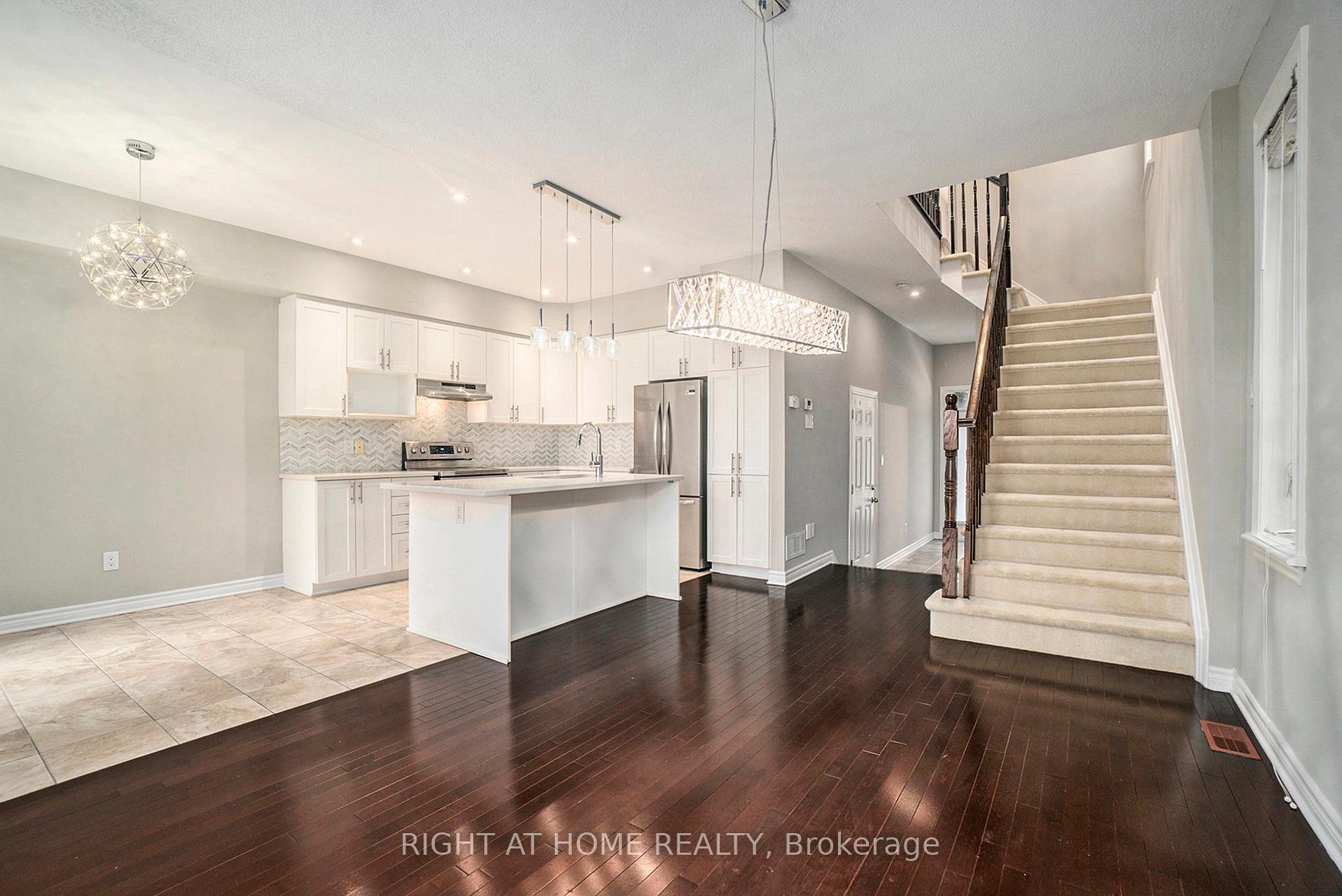 Photo 4 of 118 Mattingly Way, Ottawa, Riverside South/Gloucester Glen — HOMEH
