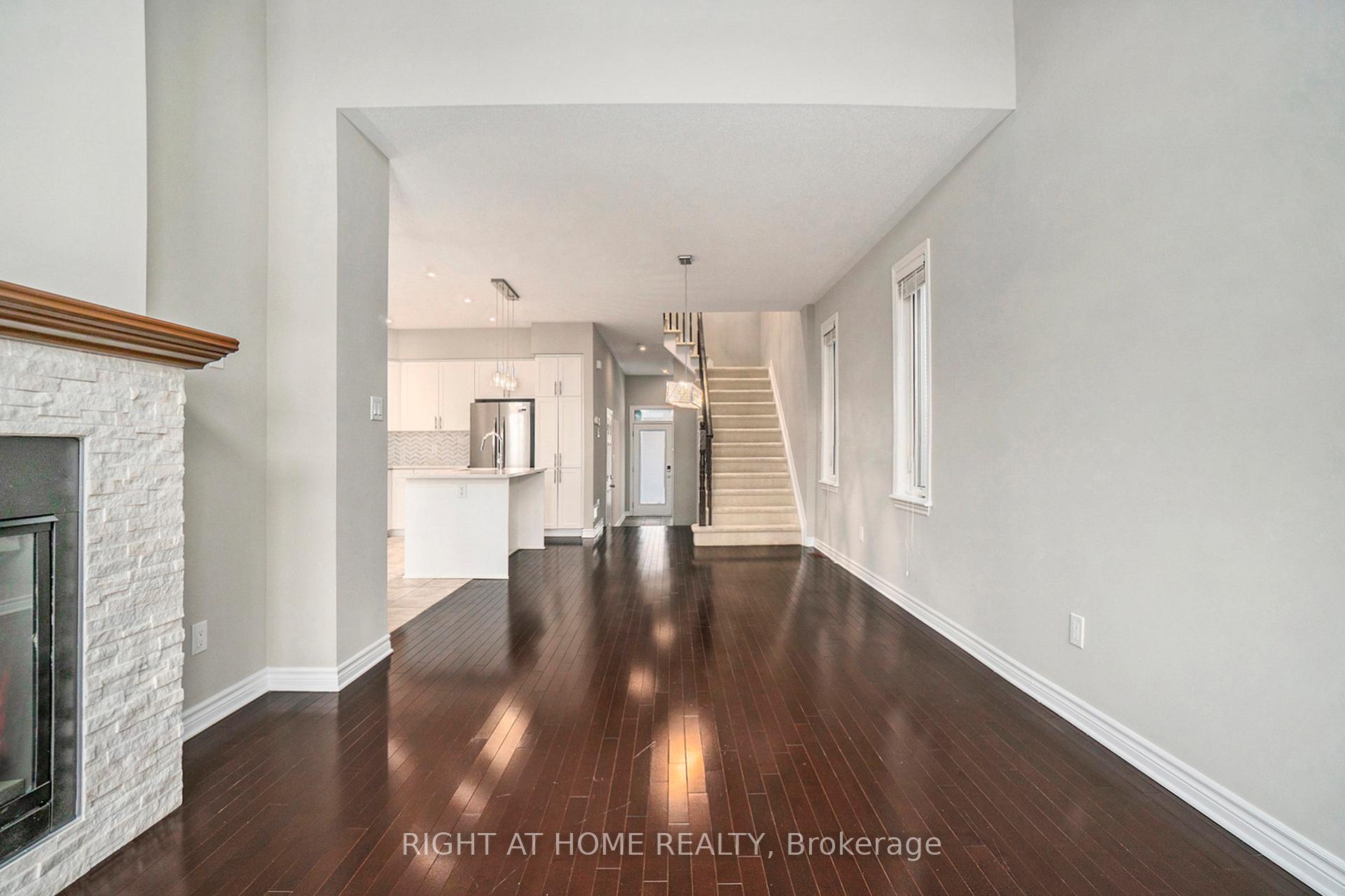 Photo 6 of 118 Mattingly Way, Ottawa, Riverside South/Gloucester Glen — HOMEH