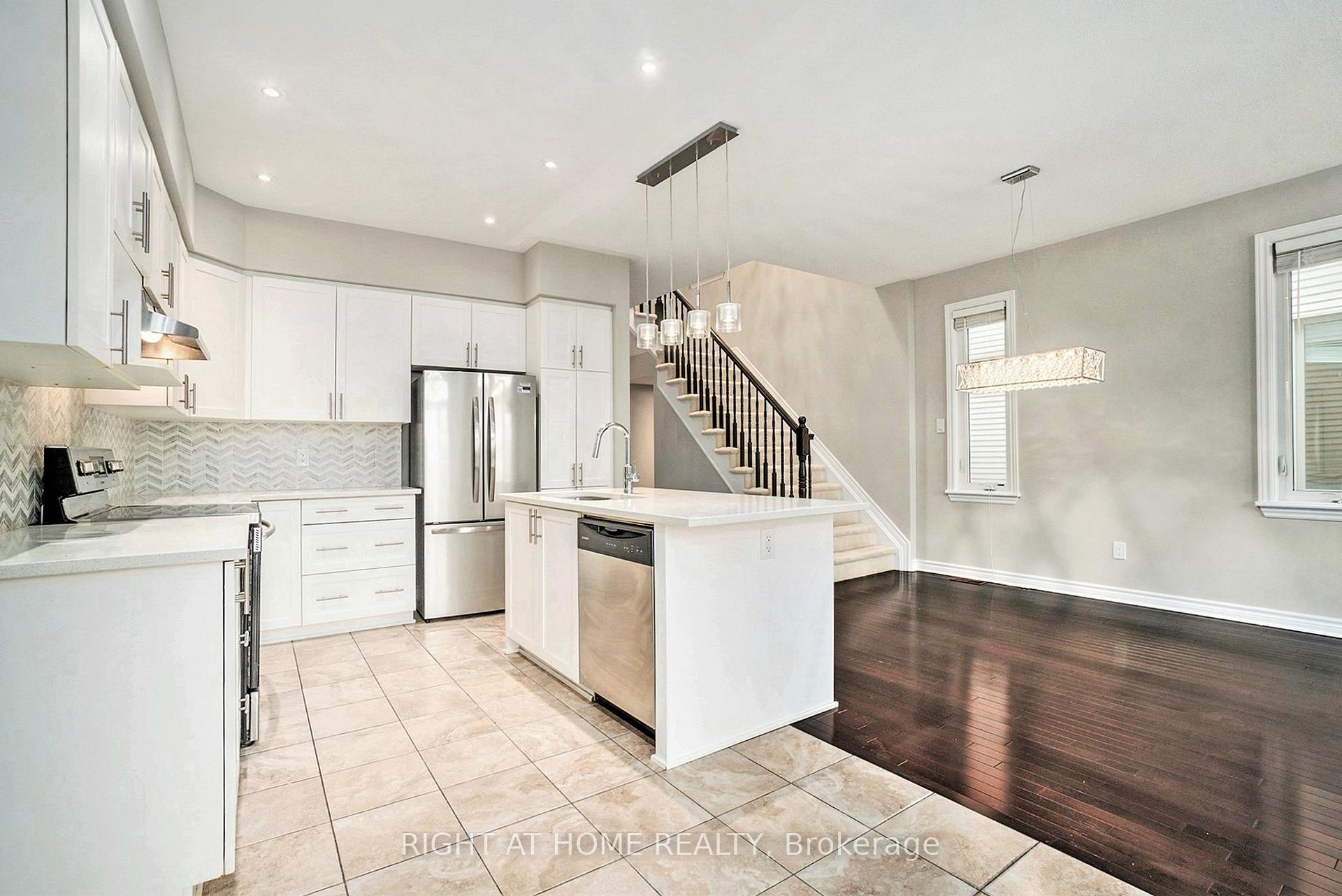 Photo 15 of 118 Mattingly Way, Ottawa, Riverside South/Gloucester Glen — HOMEH