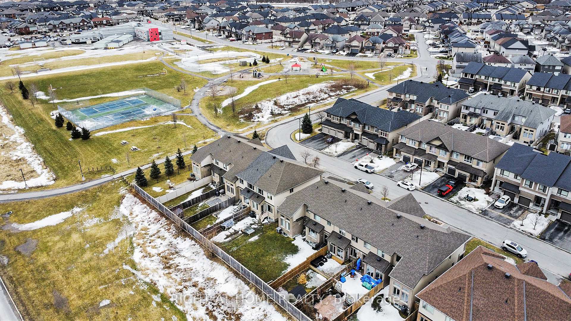 Photo 38 of 118 Mattingly Way, Ottawa, Riverside South/Gloucester Glen — HOMEH