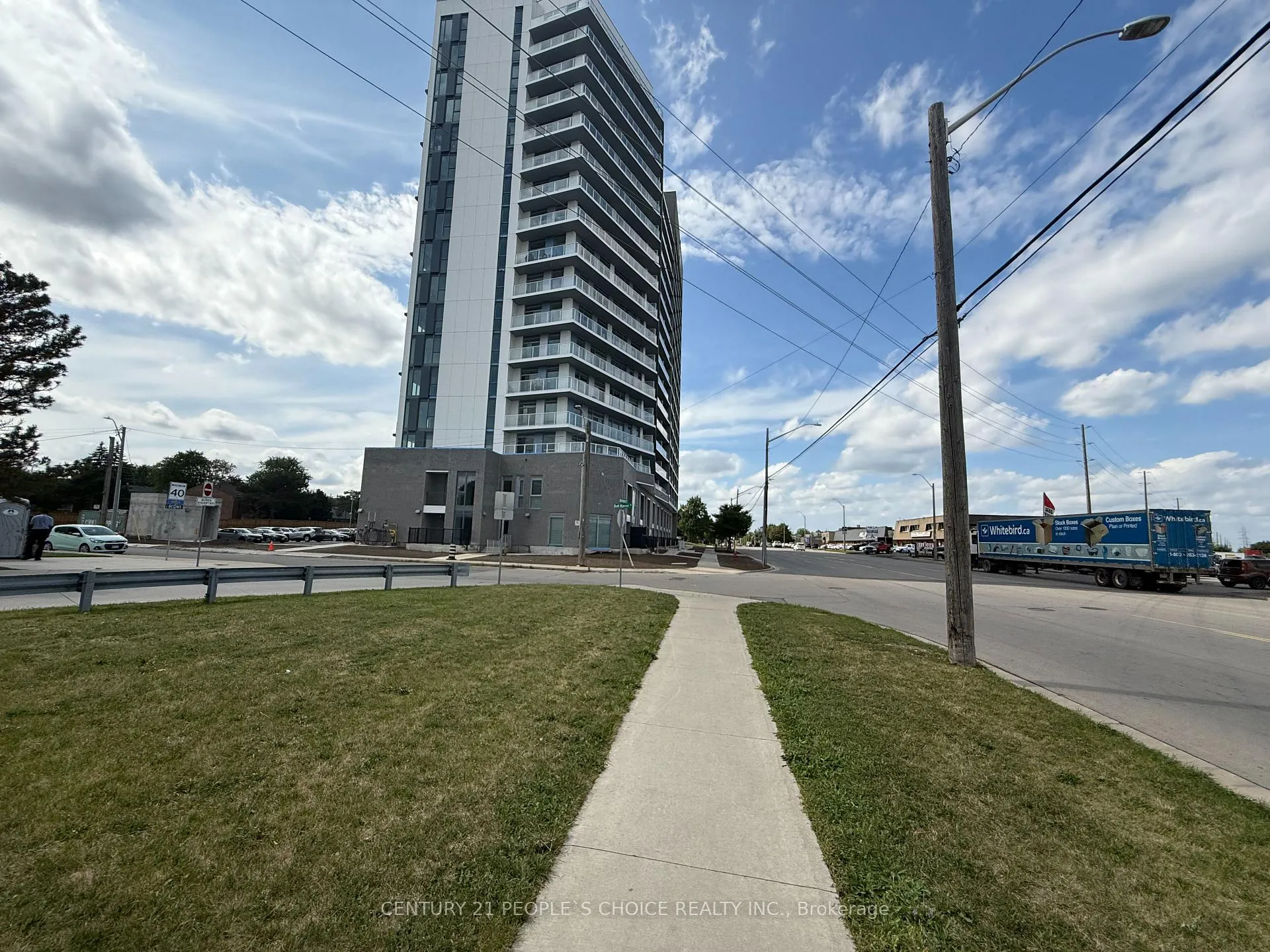 Photo 1 of Unit 106, 2782 Barton Street E, Hamilton, Riverdale — HOMEH
