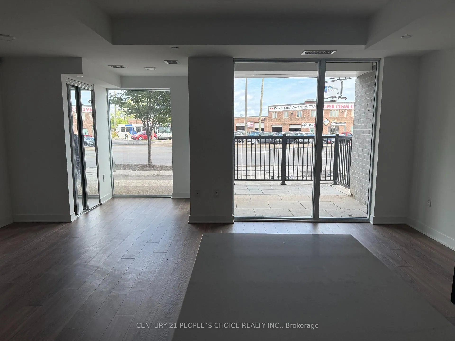 Photo 7 of Unit 106, 2782 Barton Street E, Hamilton, Riverdale — HOMEH