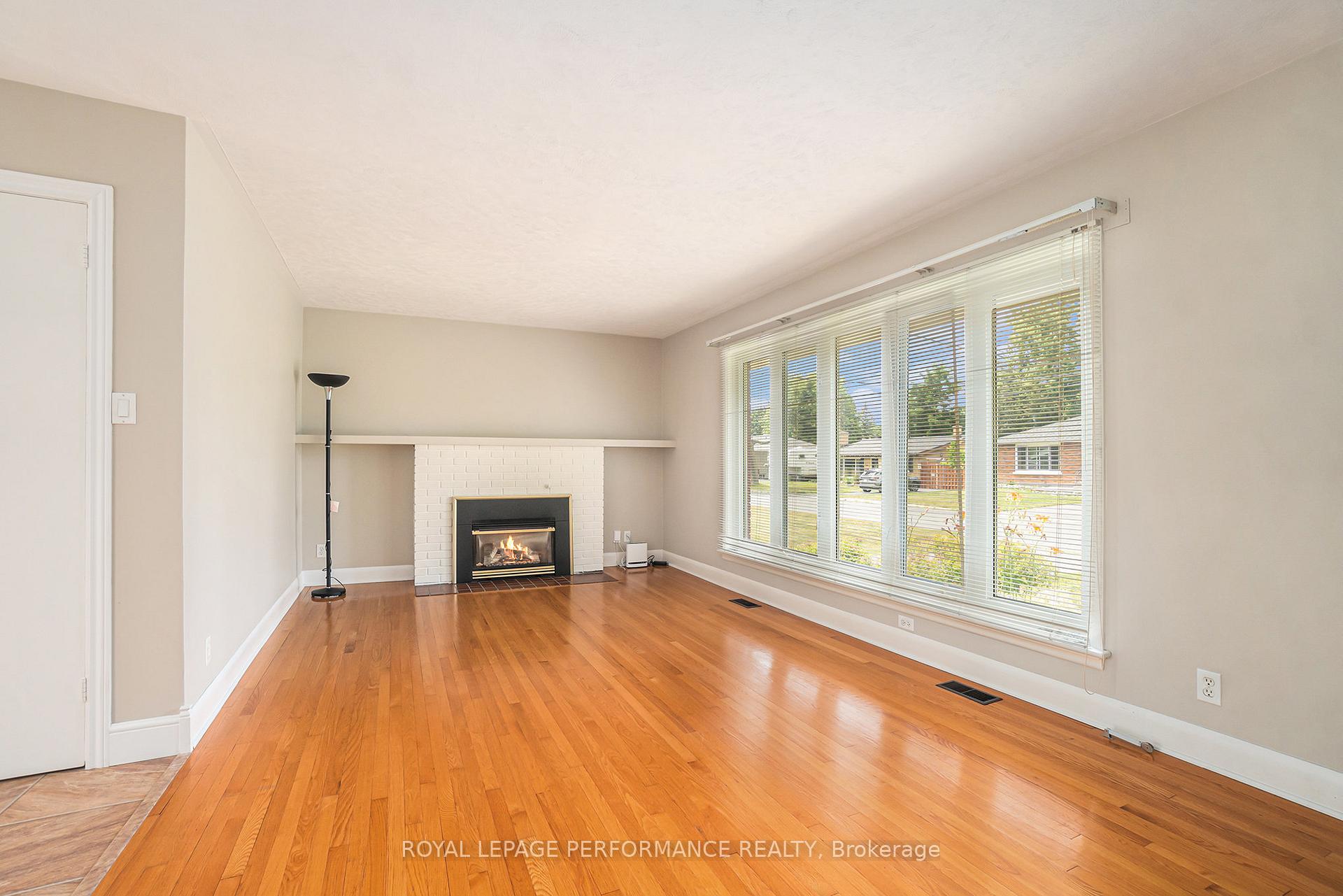 Photo 6 of 1408 Joyce Street, Cornwall — HOMEH