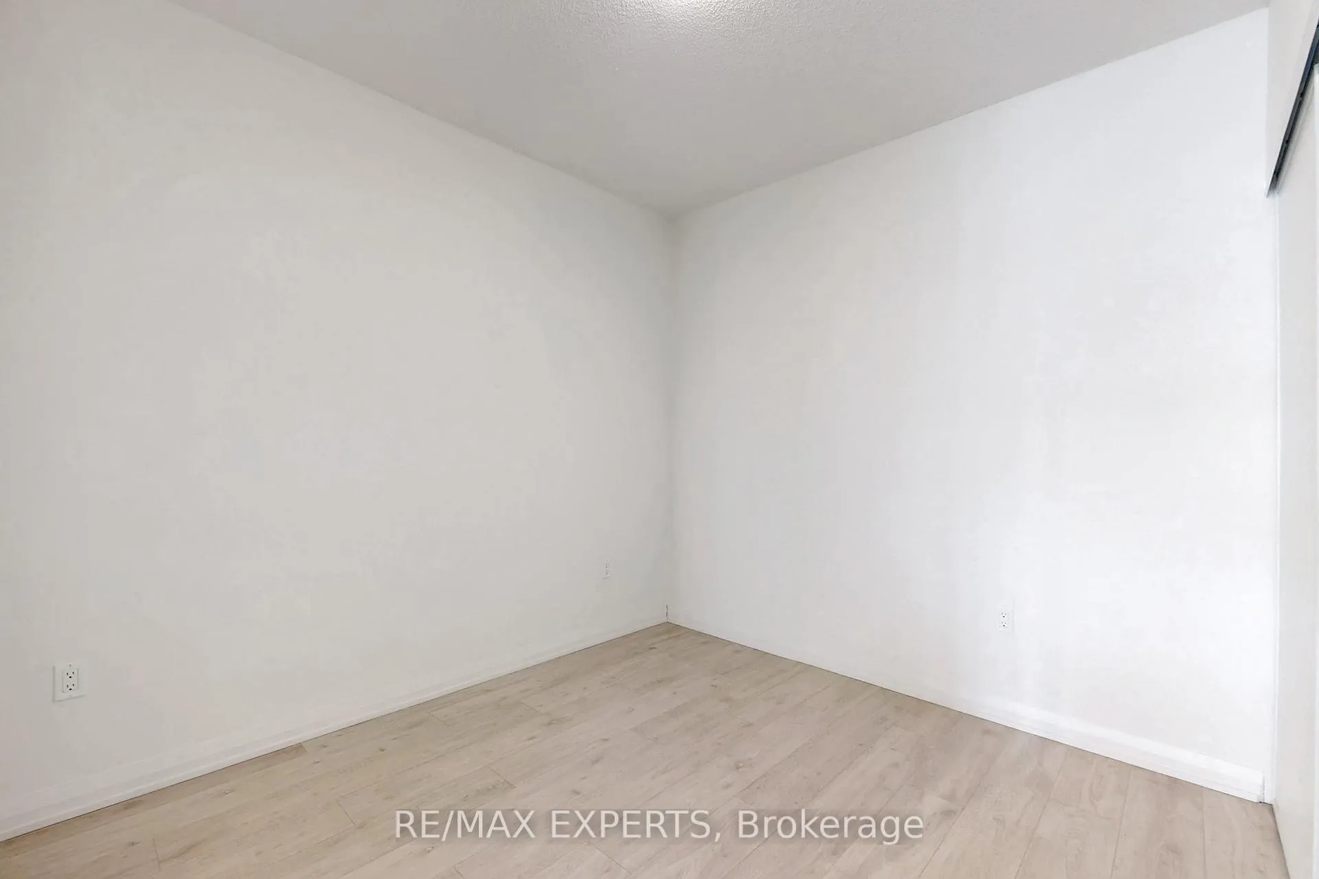 Photo 21 of Unit 1522, 8960 Jane Street, Vaughan, Vellore Village — HOMEH