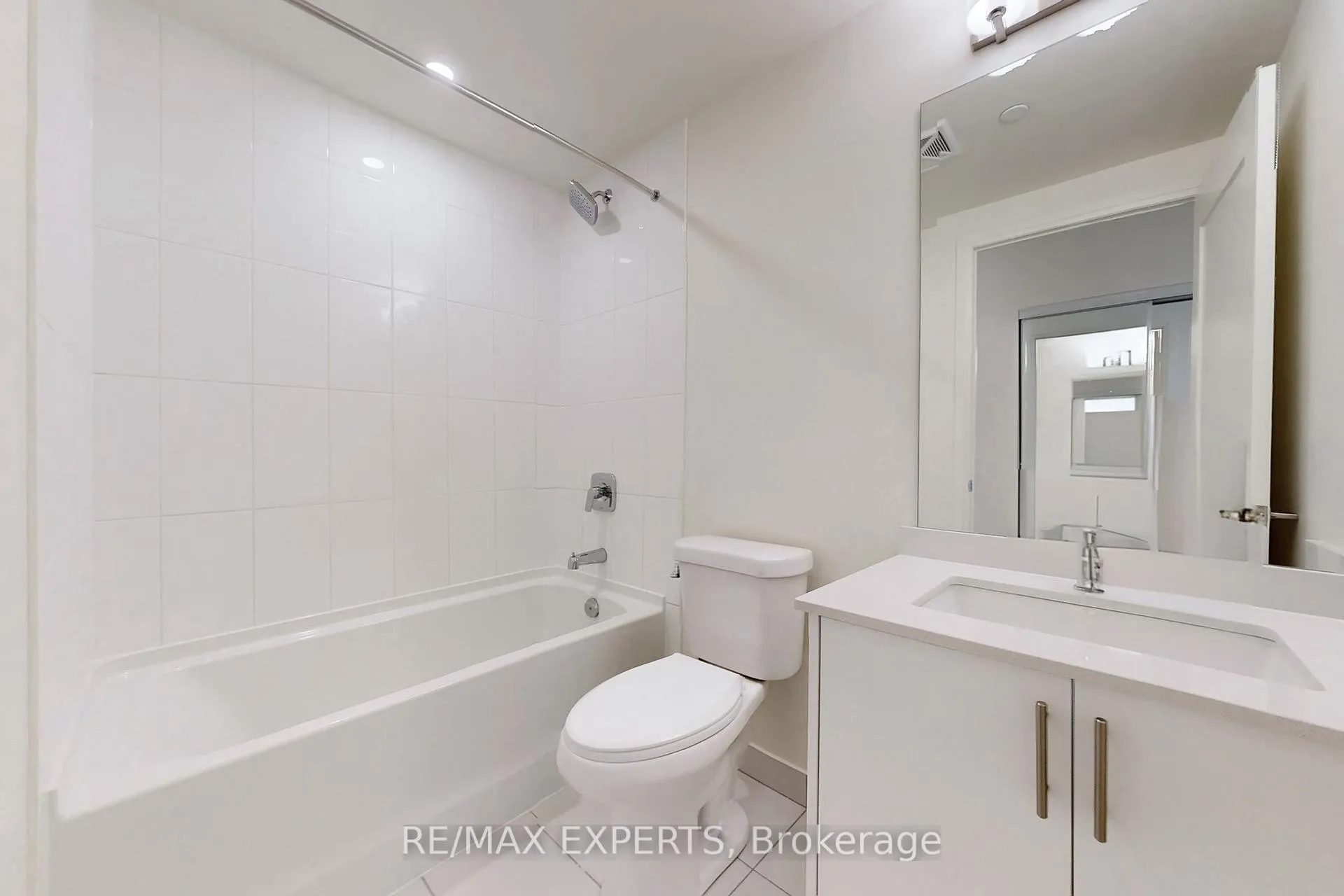 Photo 26 of Unit 1522, 8960 Jane Street, Vaughan, Vellore Village — HOMEH