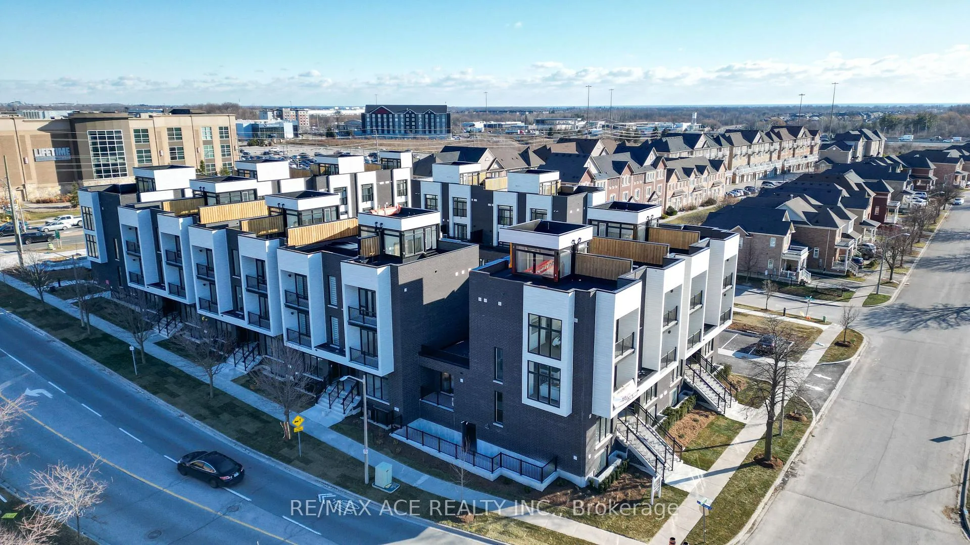 Photo 1 of Unit 11, 188 Angus Drive, Ajax, Central — HOMEH