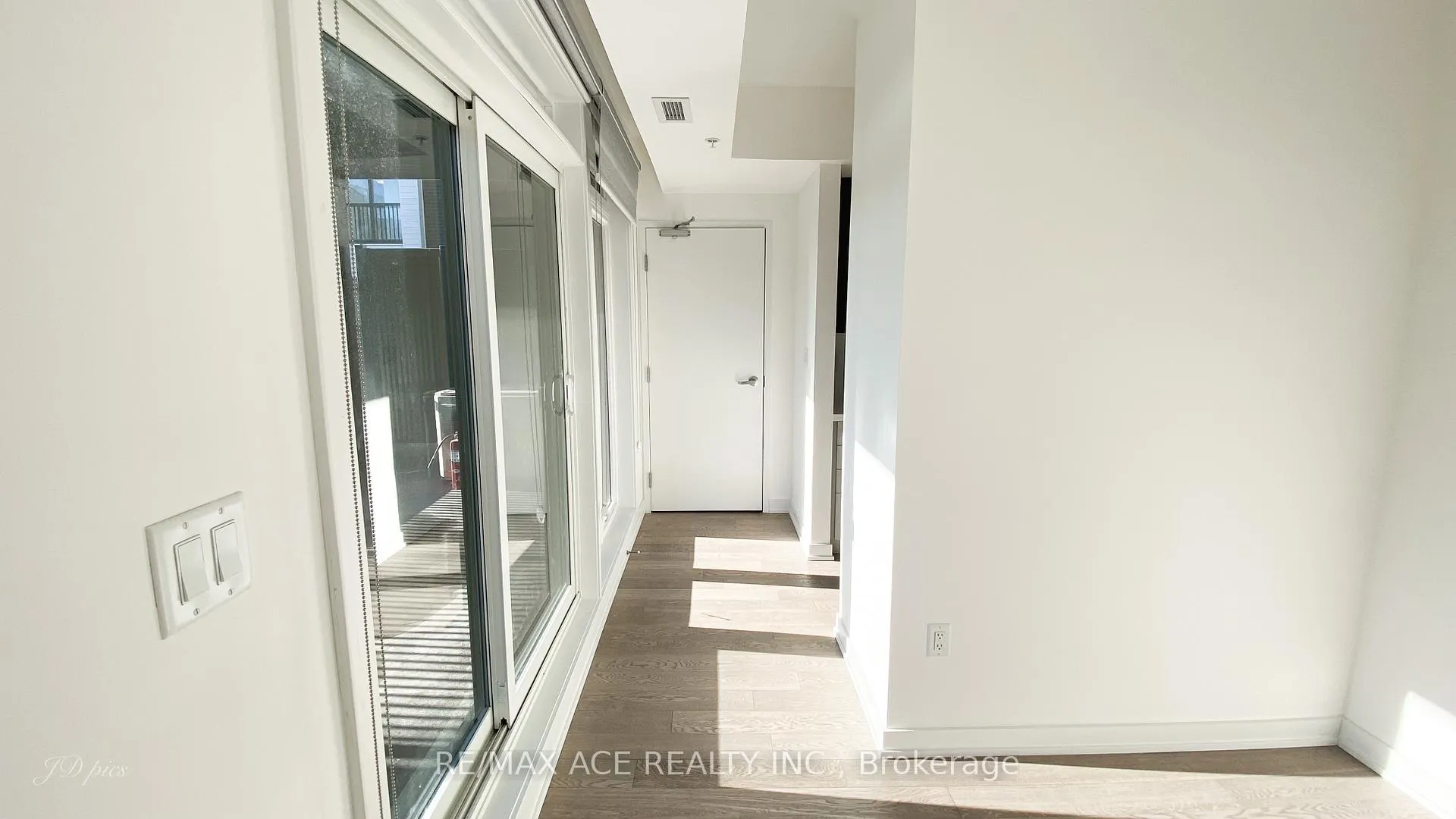 Photo 7 of Unit 11, 188 Angus Drive, Ajax, Central — HOMEH