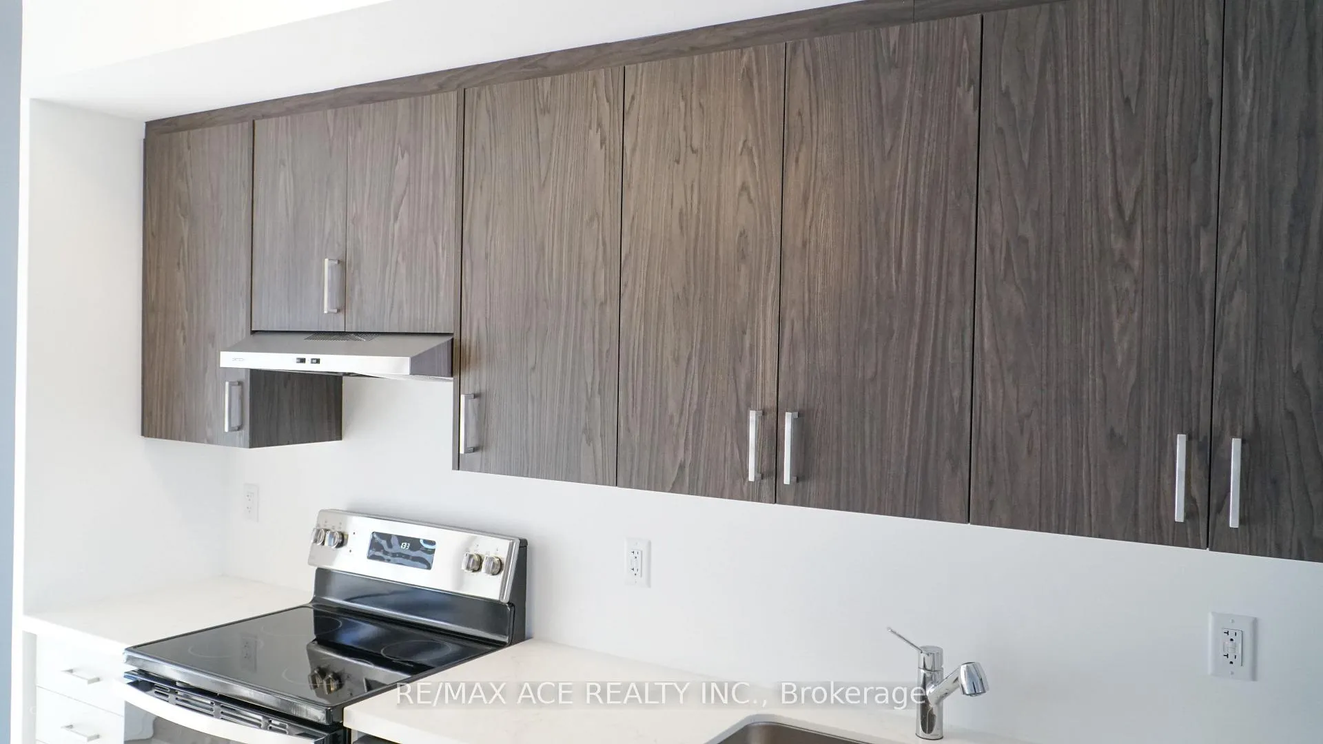 Photo 11 of Unit 11, 188 Angus Drive, Ajax, Central — HOMEH