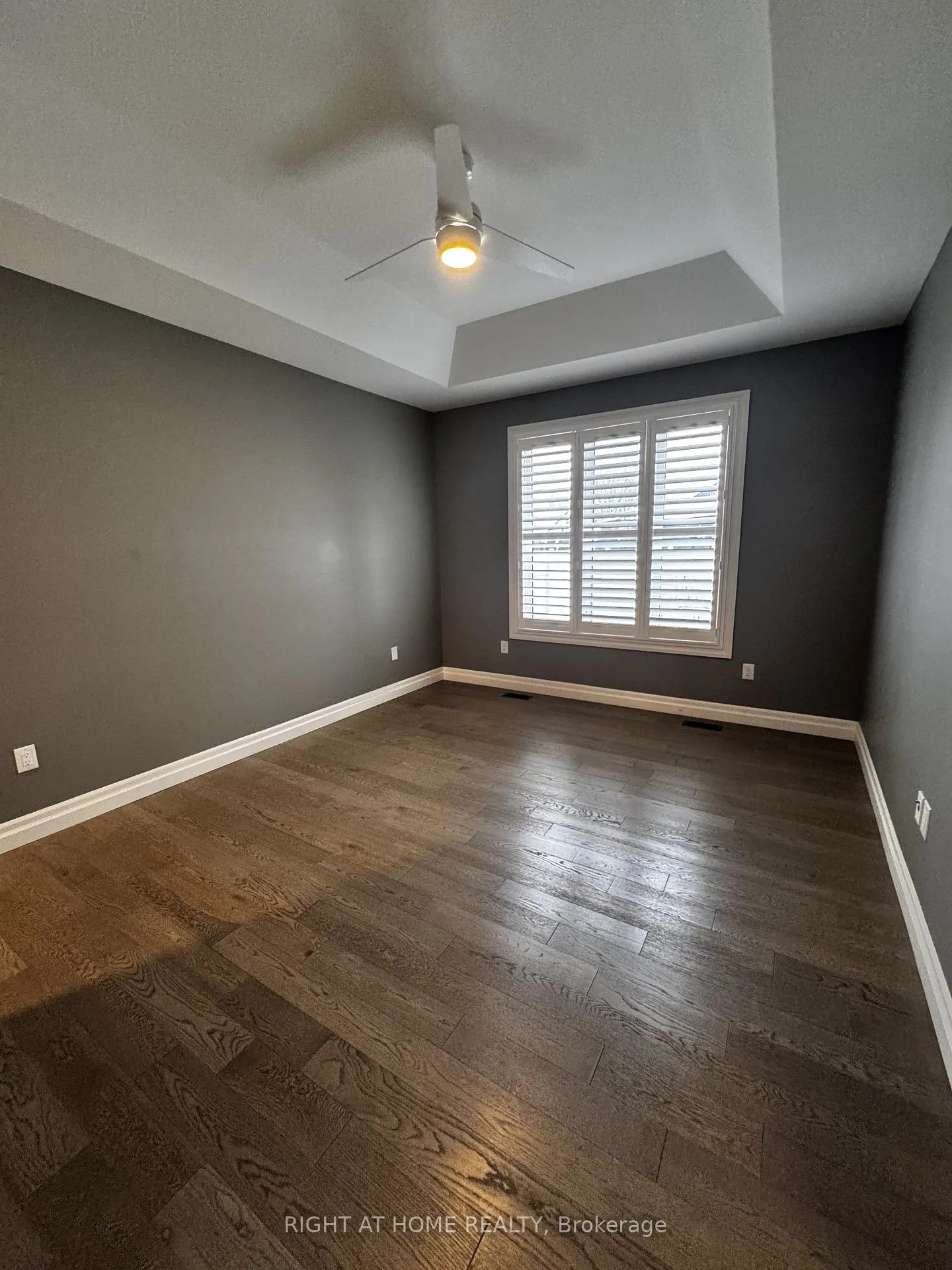 Photo 11 of 463 Martinique Avenue, Windsor — HOMEH