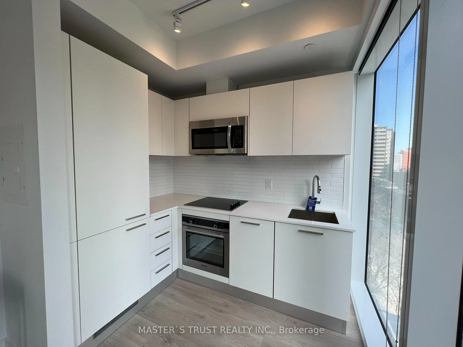 Photo 4 of Unit 708, 3 Gloucester Street, Toronto, Church-Yonge Corridor — HOMEH
