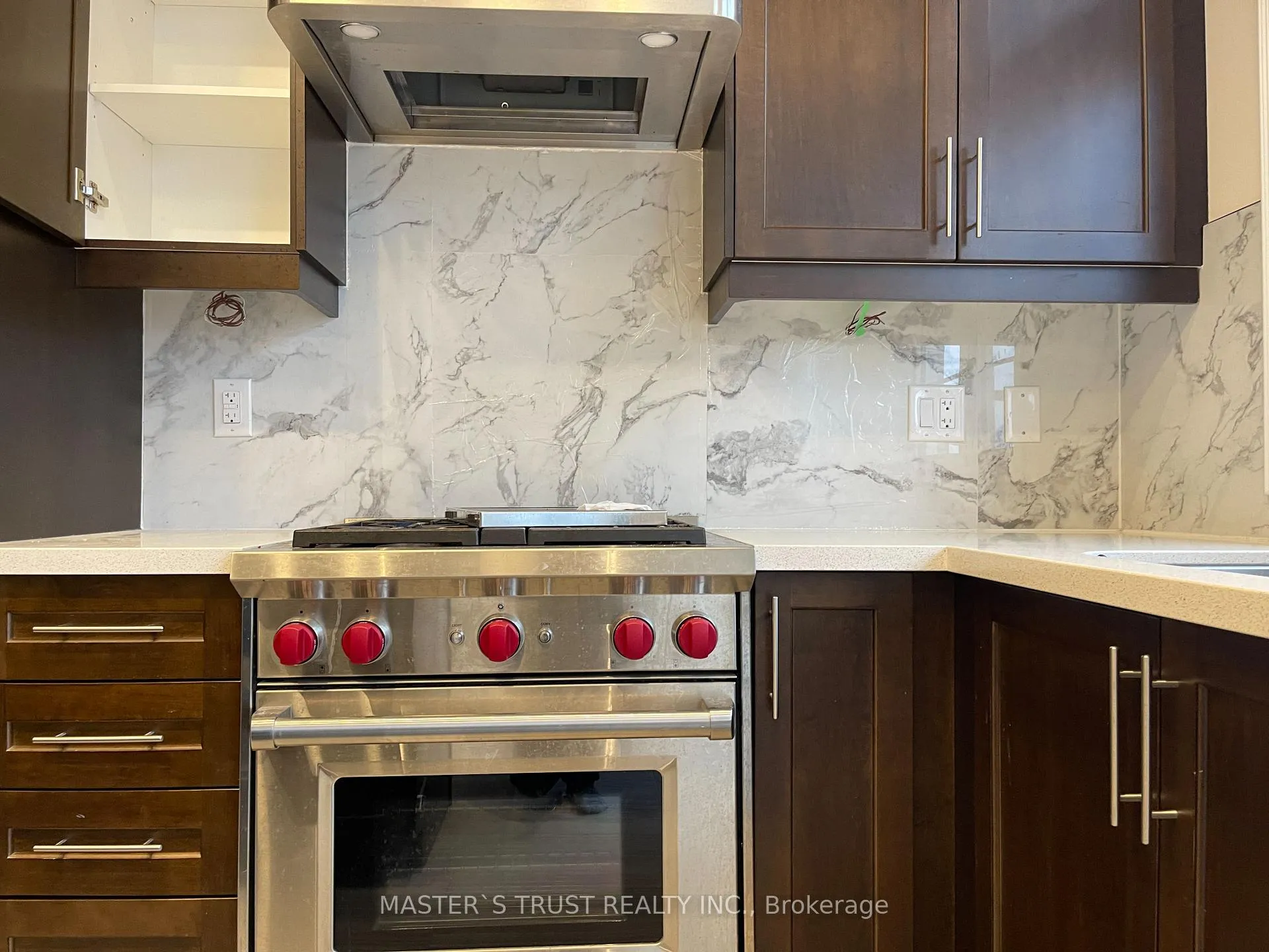 Photo 2 of 67 New Yorkton Avenue, Markham, Angus Glen — HOMEH