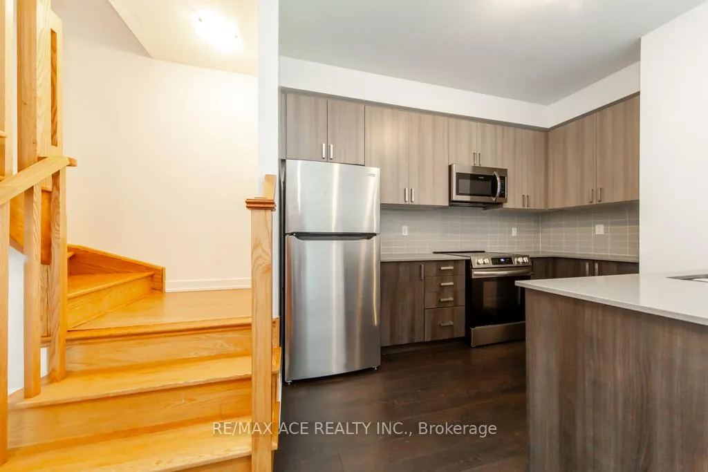 Photo 12 of Unit 105, 1865 Pickering Parkway, Pickering, Town Centre — HOMEH