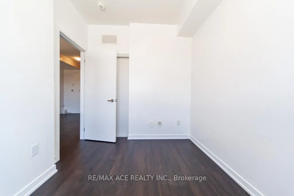 Photo 17 of Unit 105, 1865 Pickering Parkway, Pickering, Town Centre — HOMEH