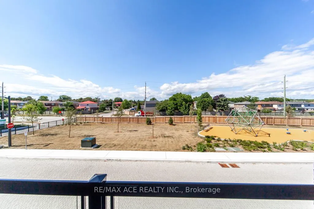 Photo 19 of Unit 105, 1865 Pickering Parkway, Pickering, Town Centre — HOMEH