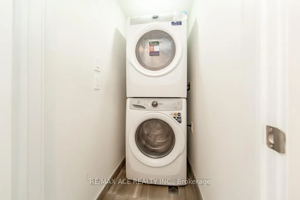 Photo 36 of Unit 105, 1865 Pickering Parkway, Pickering, Town Centre — HOMEH