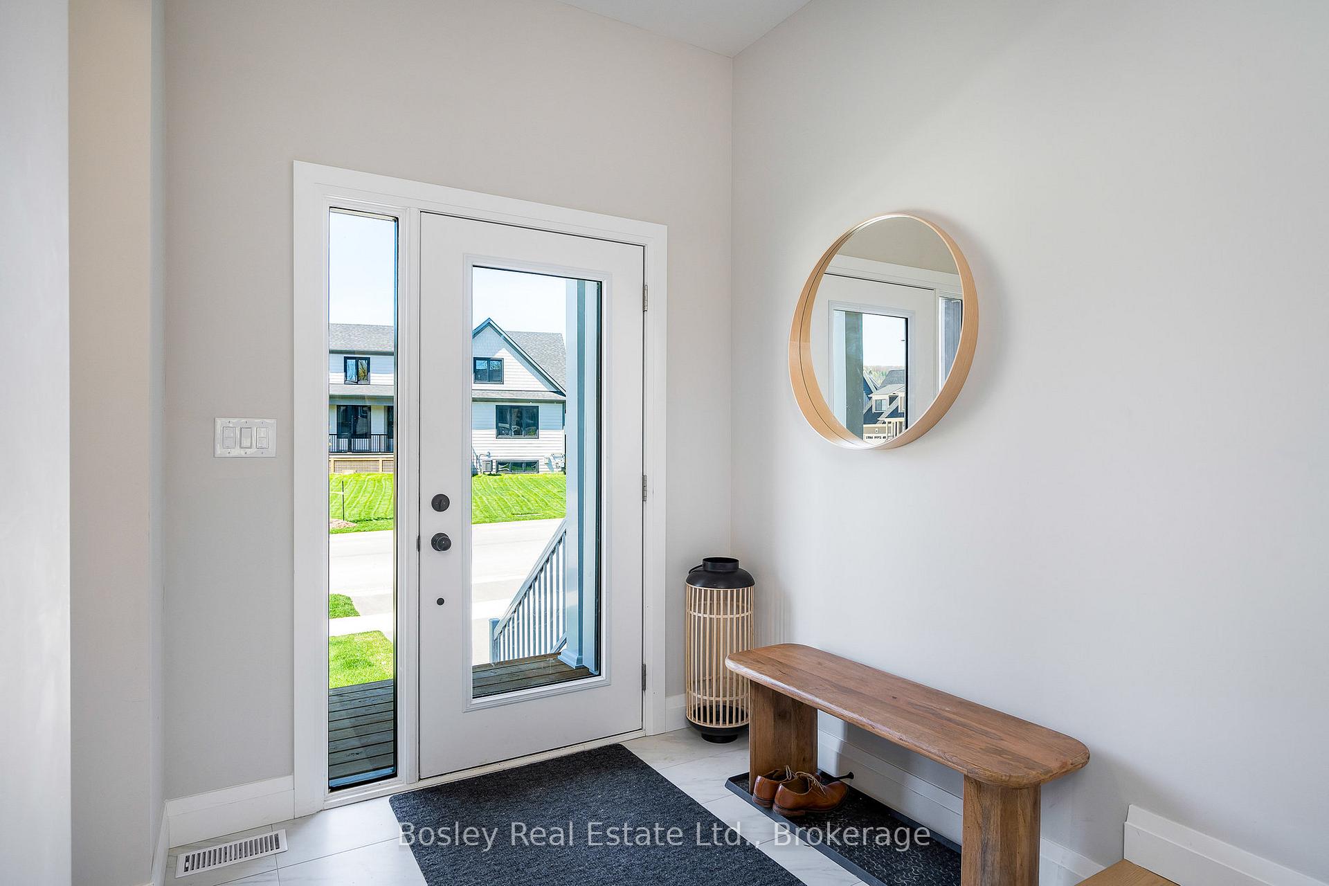 Photo 5 of 104 Black Willow Crescent, Blue Mountains — HOMEH