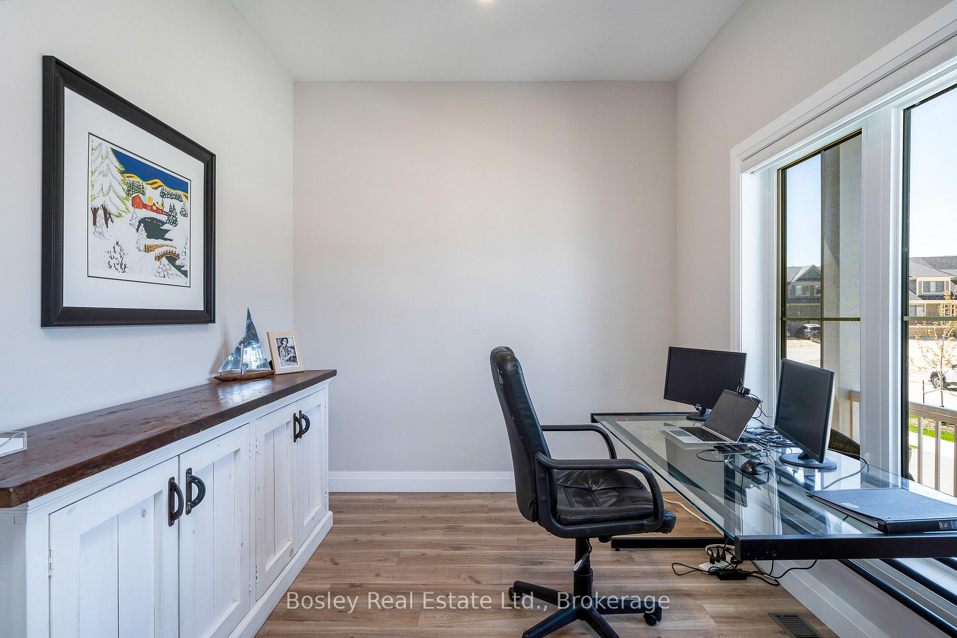 Photo 6 of 104 Black Willow Crescent, Blue Mountains — HOMEH