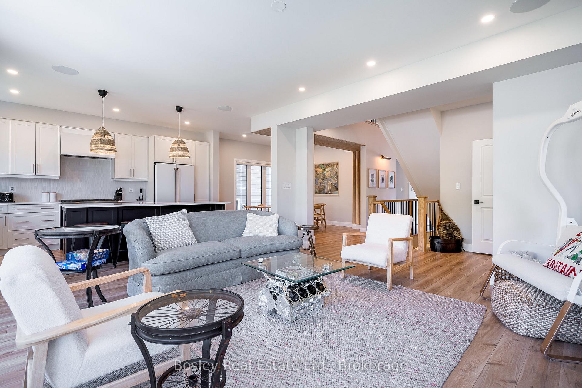 Photo 8 of 104 Black Willow Crescent, Blue Mountains — HOMEH