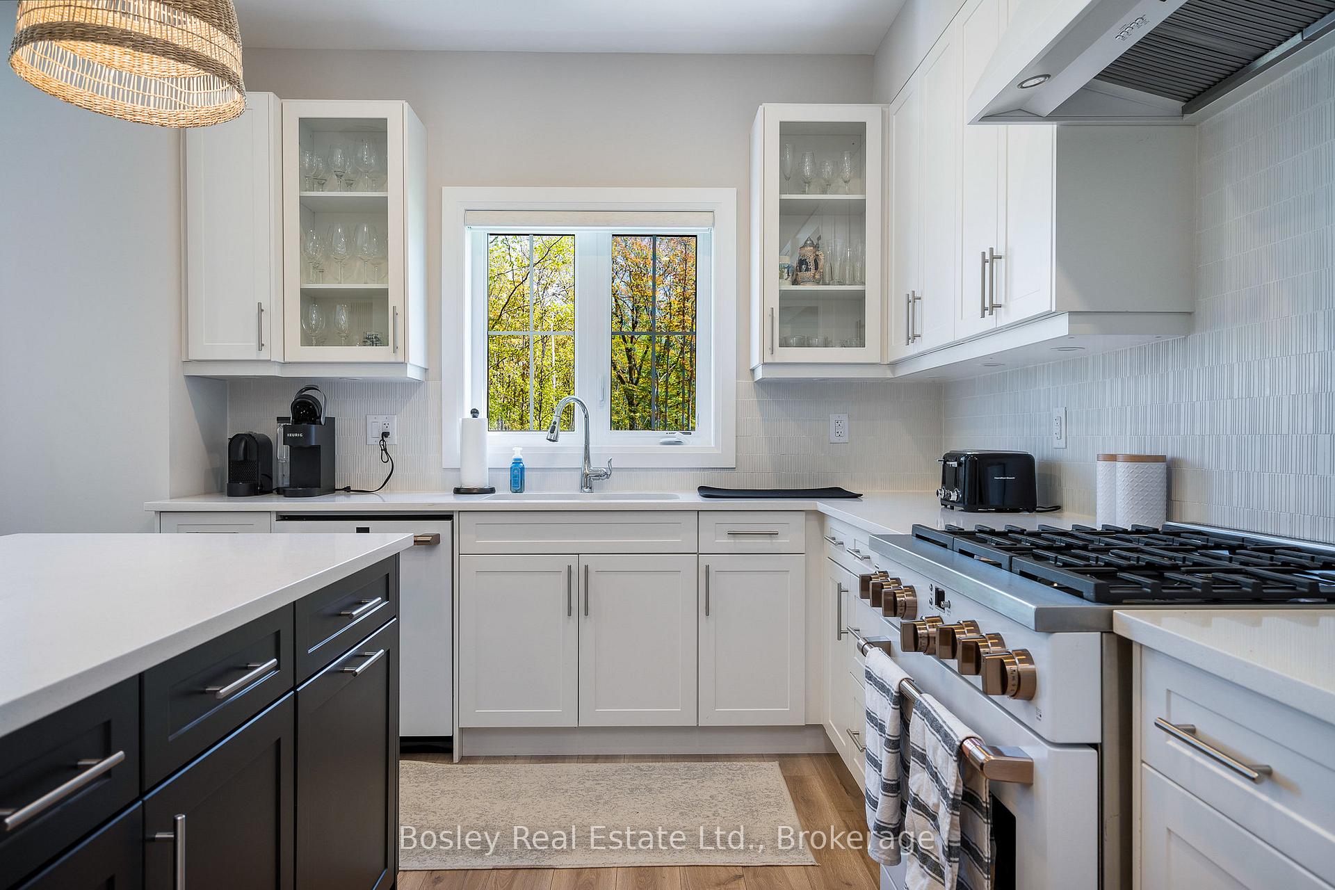 Photo 13 of 104 Black Willow Crescent, Blue Mountains — HOMEH