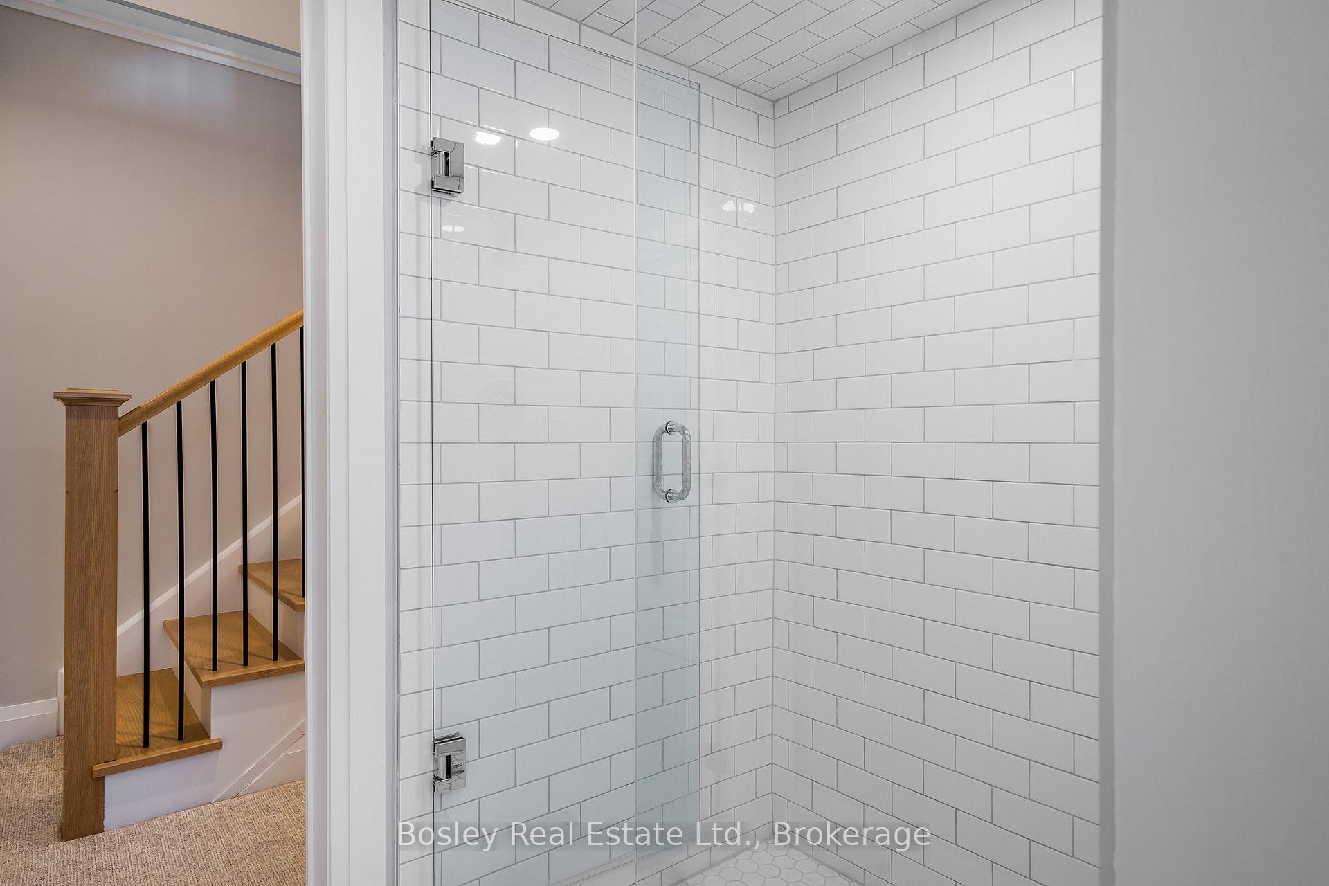 Photo 43 of 104 Black Willow Crescent, Blue Mountains — HOMEH