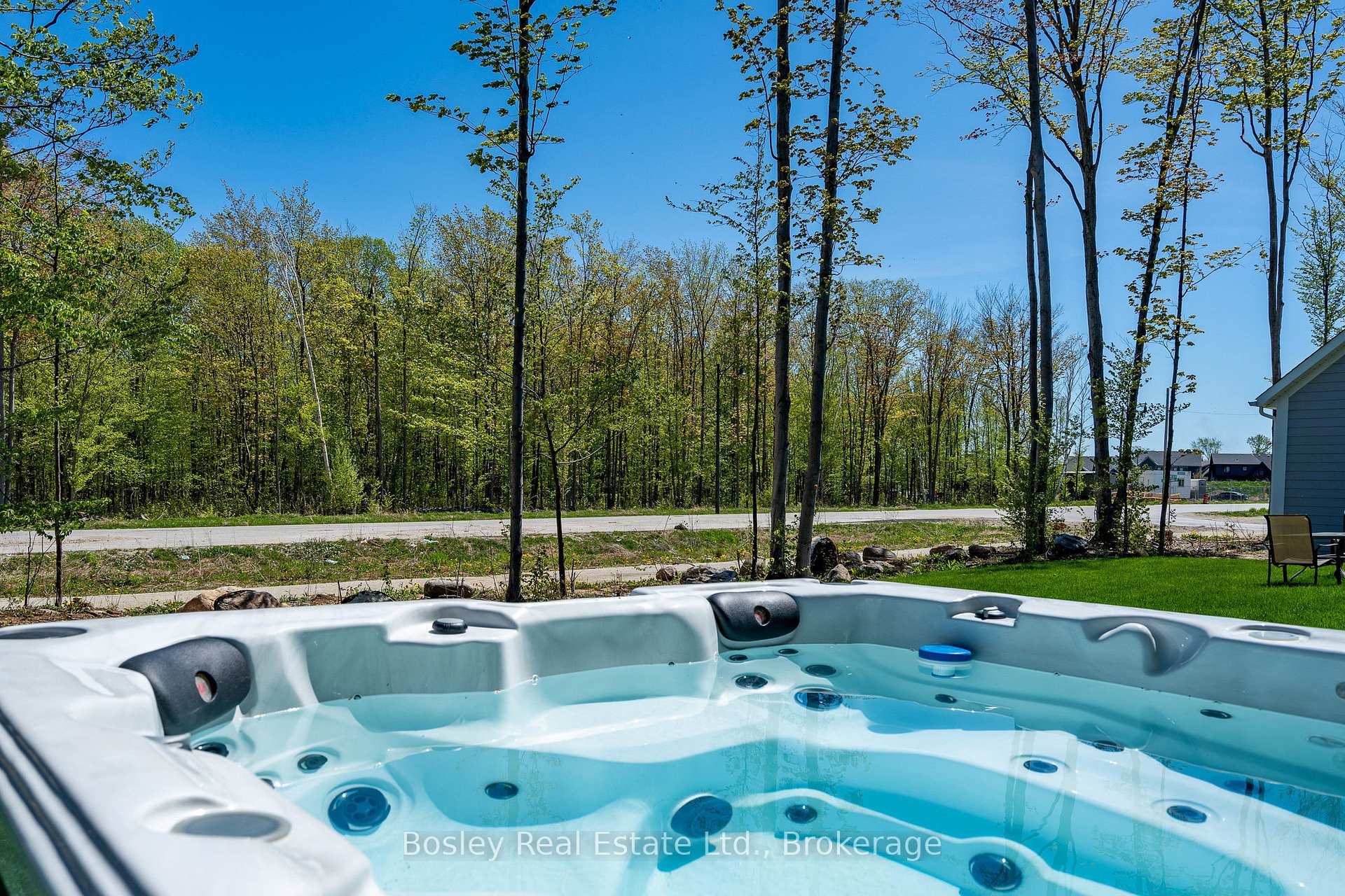 Photo 47 of 104 Black Willow Crescent, Blue Mountains — HOMEH