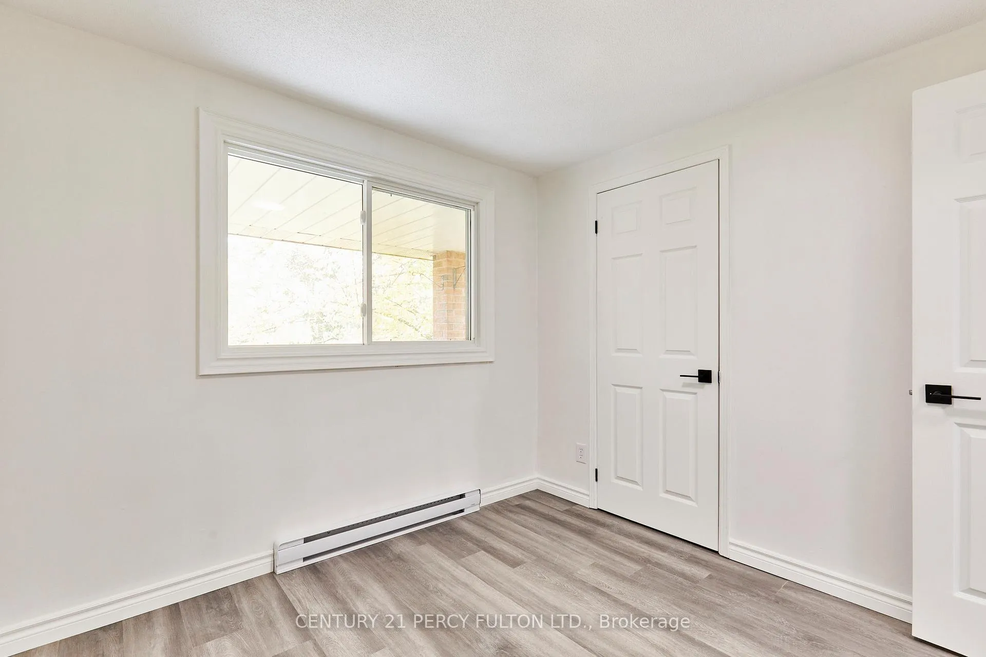 Photo 10 of Unit 301, 219 Main Street N, Uxbridge — HOMEH