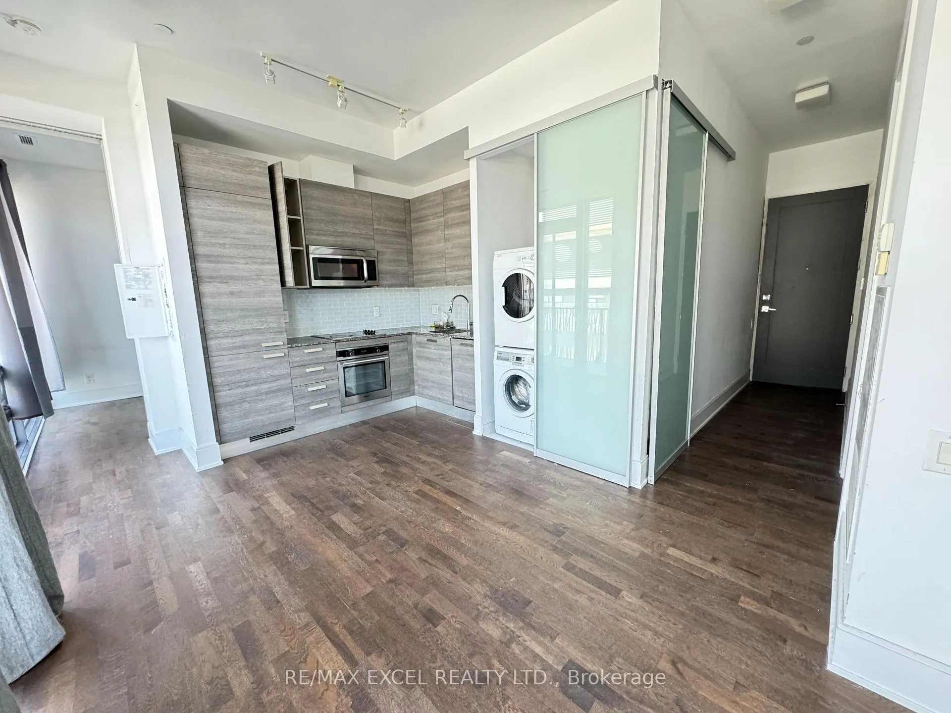 Photo 4 of Unit PH5606, 42 Charles Street E, Toronto, Church-Yonge Corridor — HOMEH