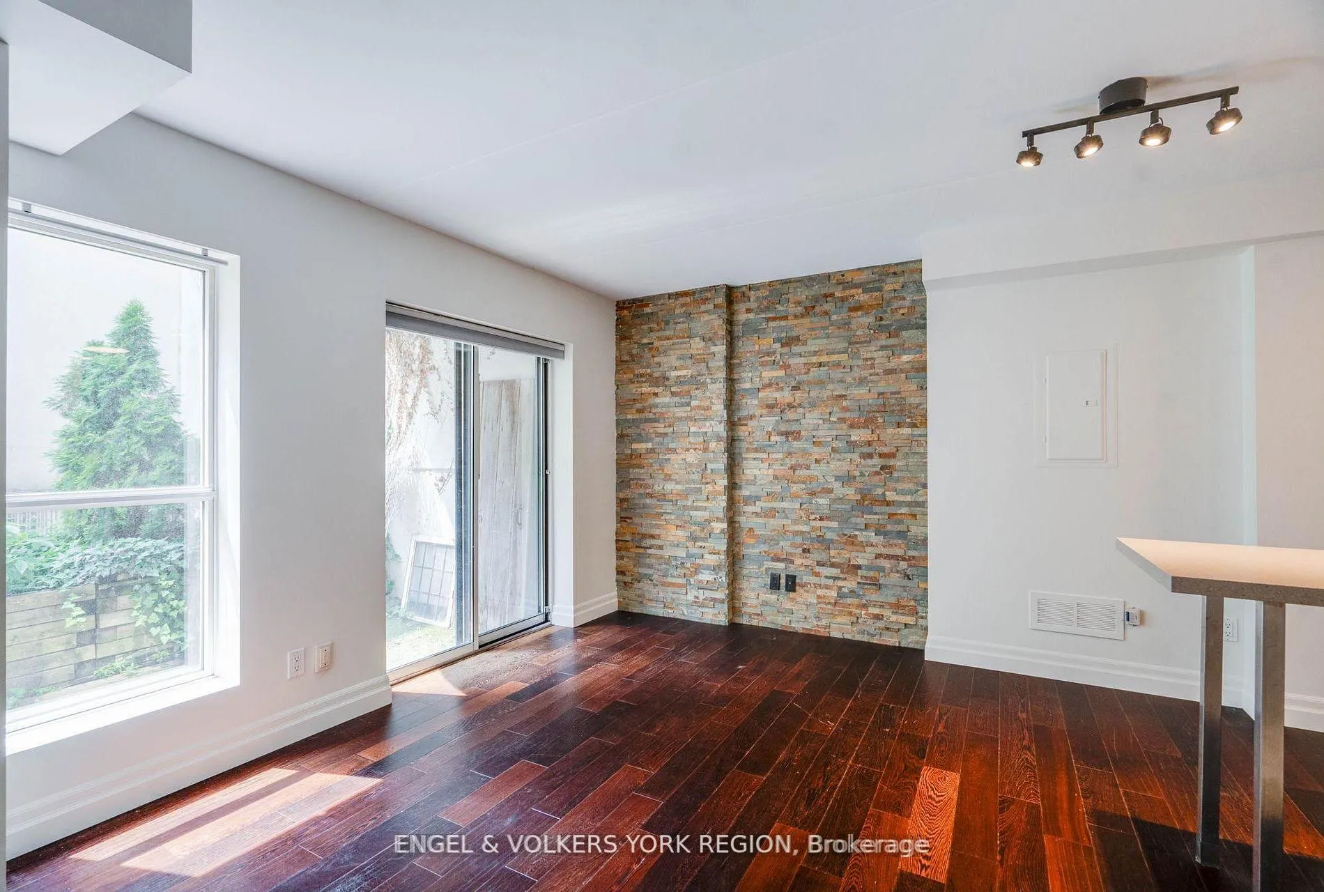 Photo 18 of Unit 203, 1174 Yonge Street, Toronto, The Annex — HOMEH